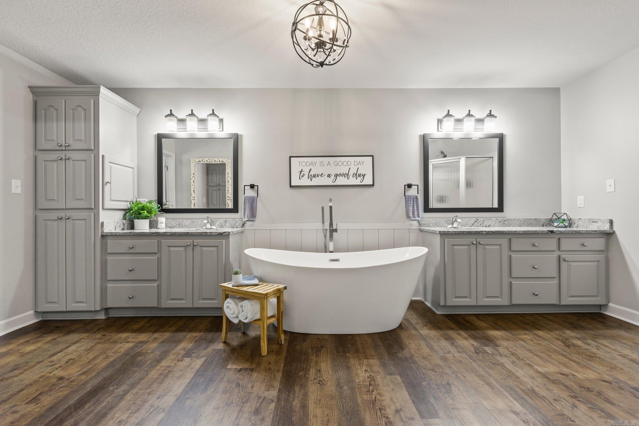 WELLINGTON POINTE ANNEX - Residential