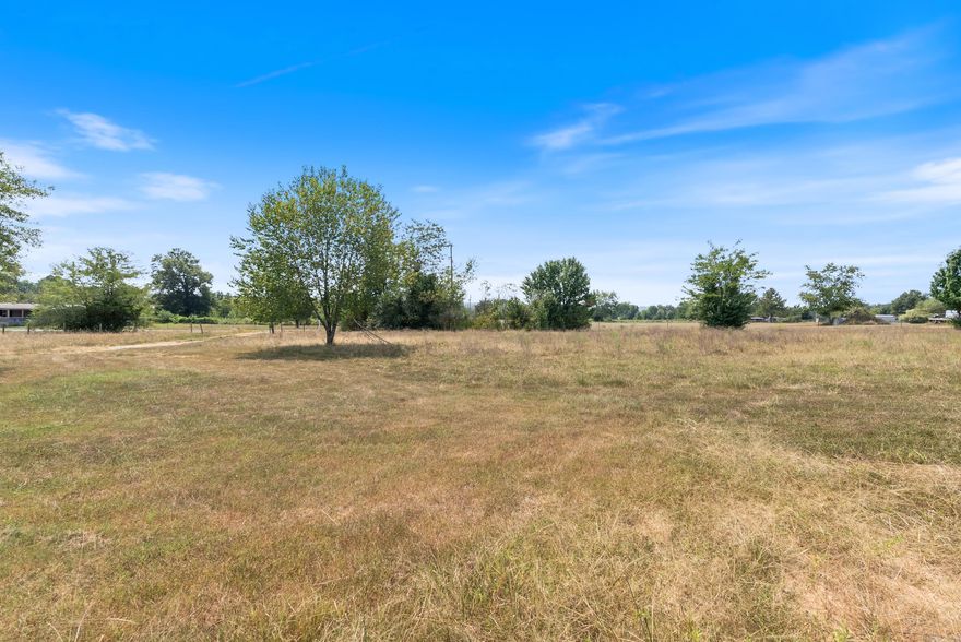 Discover 4.37 beautiful acres at 7 Flintstone in Mount Vernon/Enola School District! This property is ready for your dream build with all utilities already on site plus a metal shop building on a concrete pad. The land offers the perfect balance of open space and convenience—just 20 minutes to Conway, 20 minutes to Greenbrier, and only 10 minutes to Vilonia. Enjoy the peace of rural living while still being close to everything you need. With acreage, improvements, and utilities in place, all that’s missing is your vision.