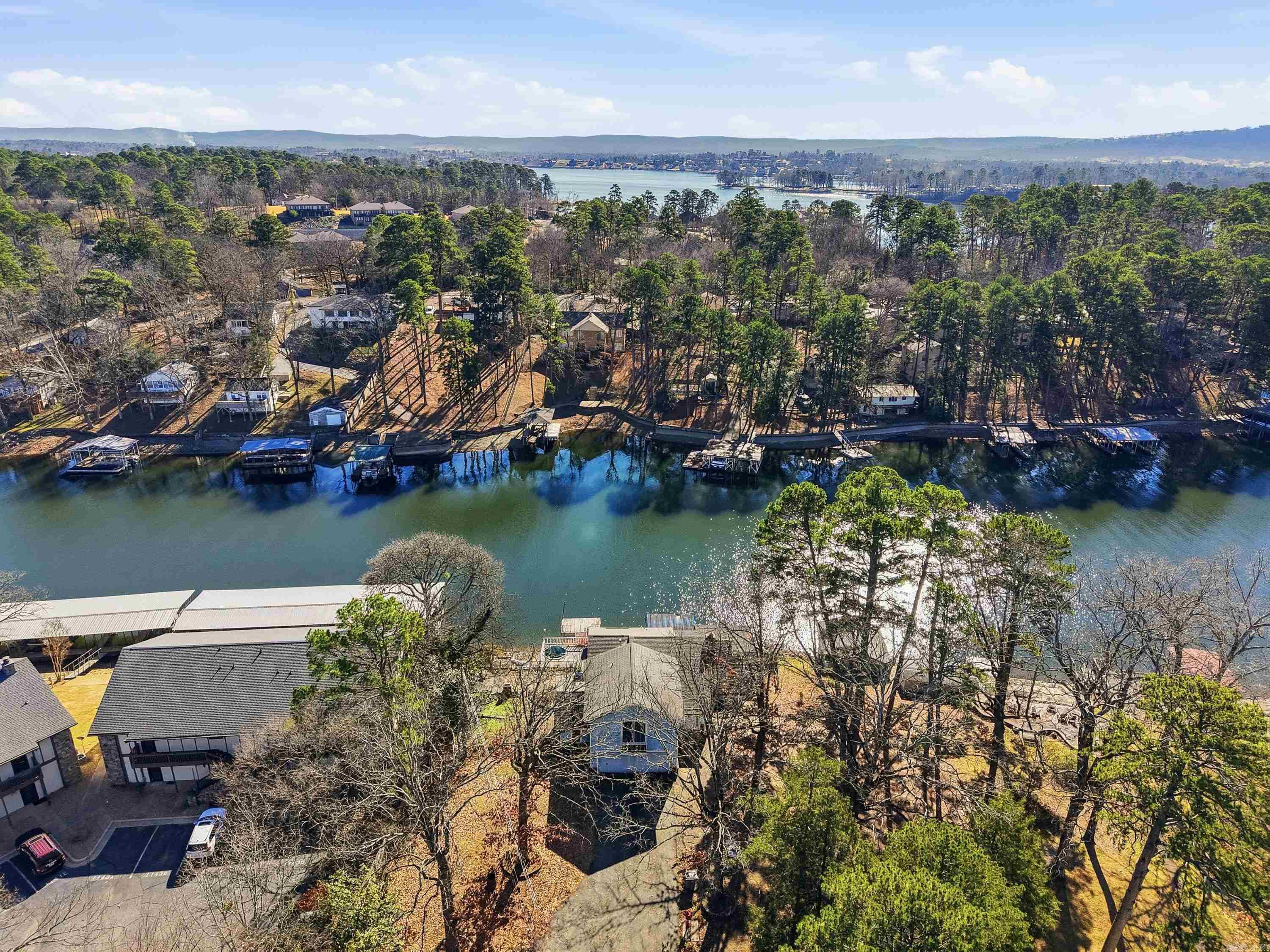 TWIN POINTS - Residential