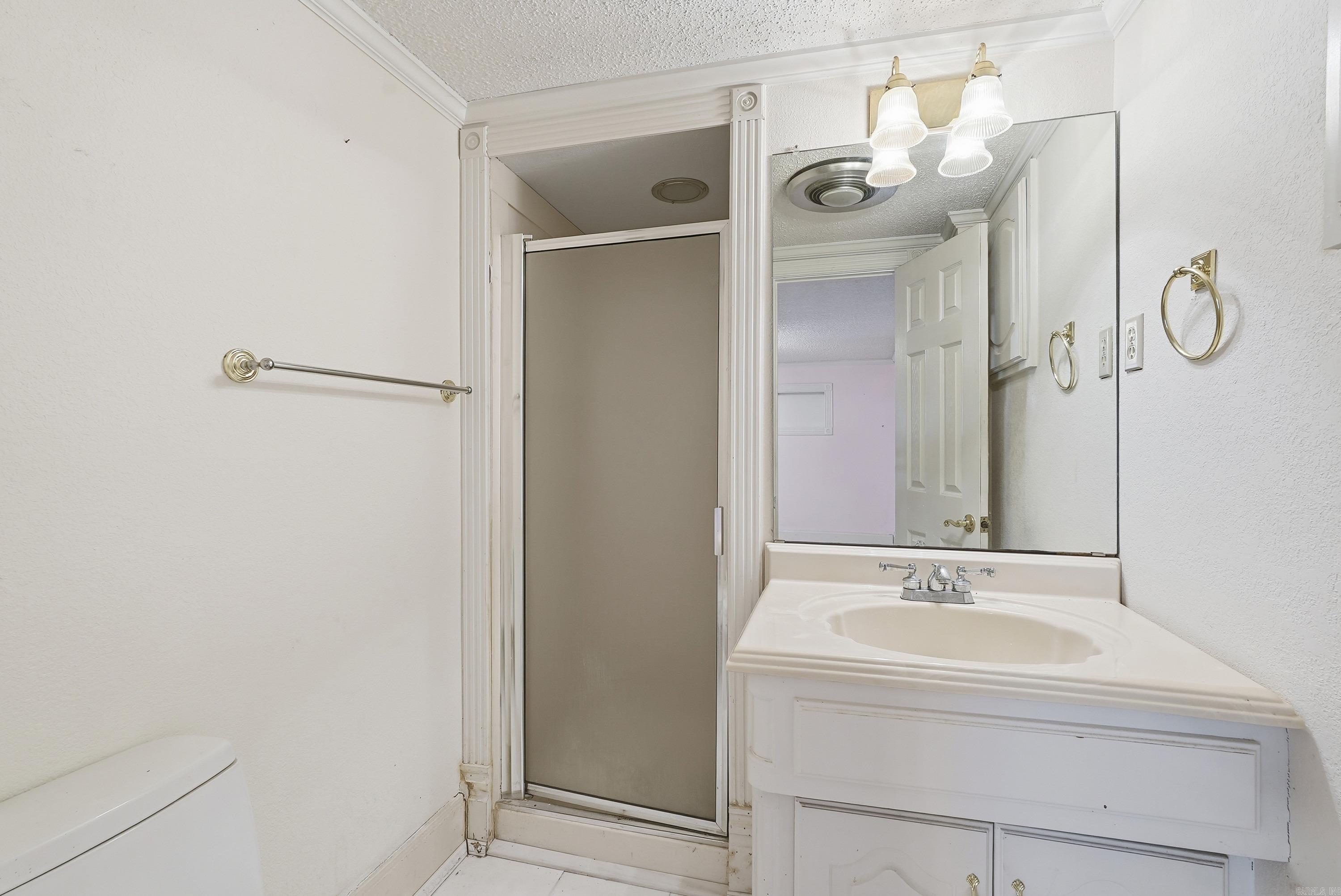 TWIN POINTS - Residential