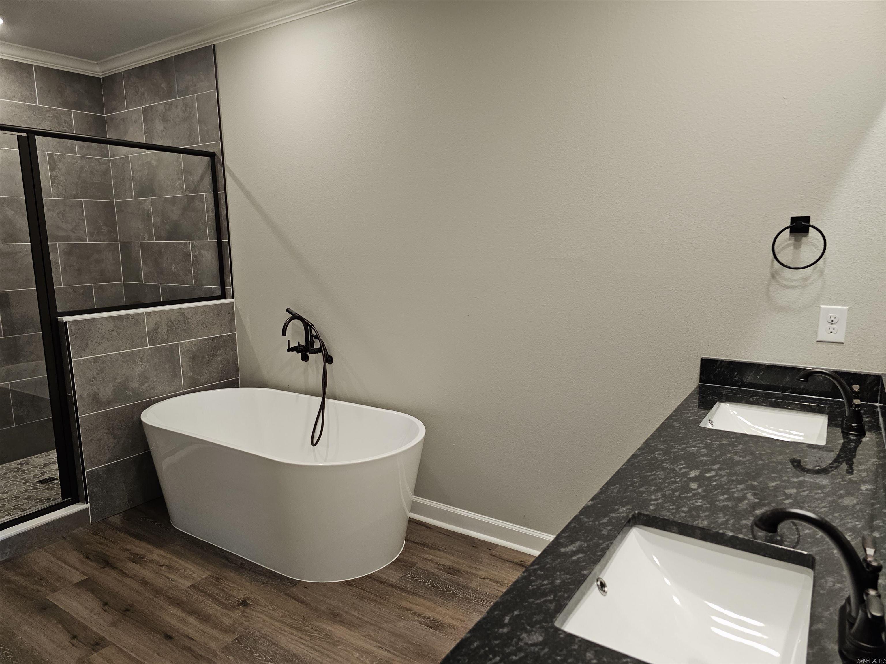 HIDDEN VALLEY ESTATES - Residential