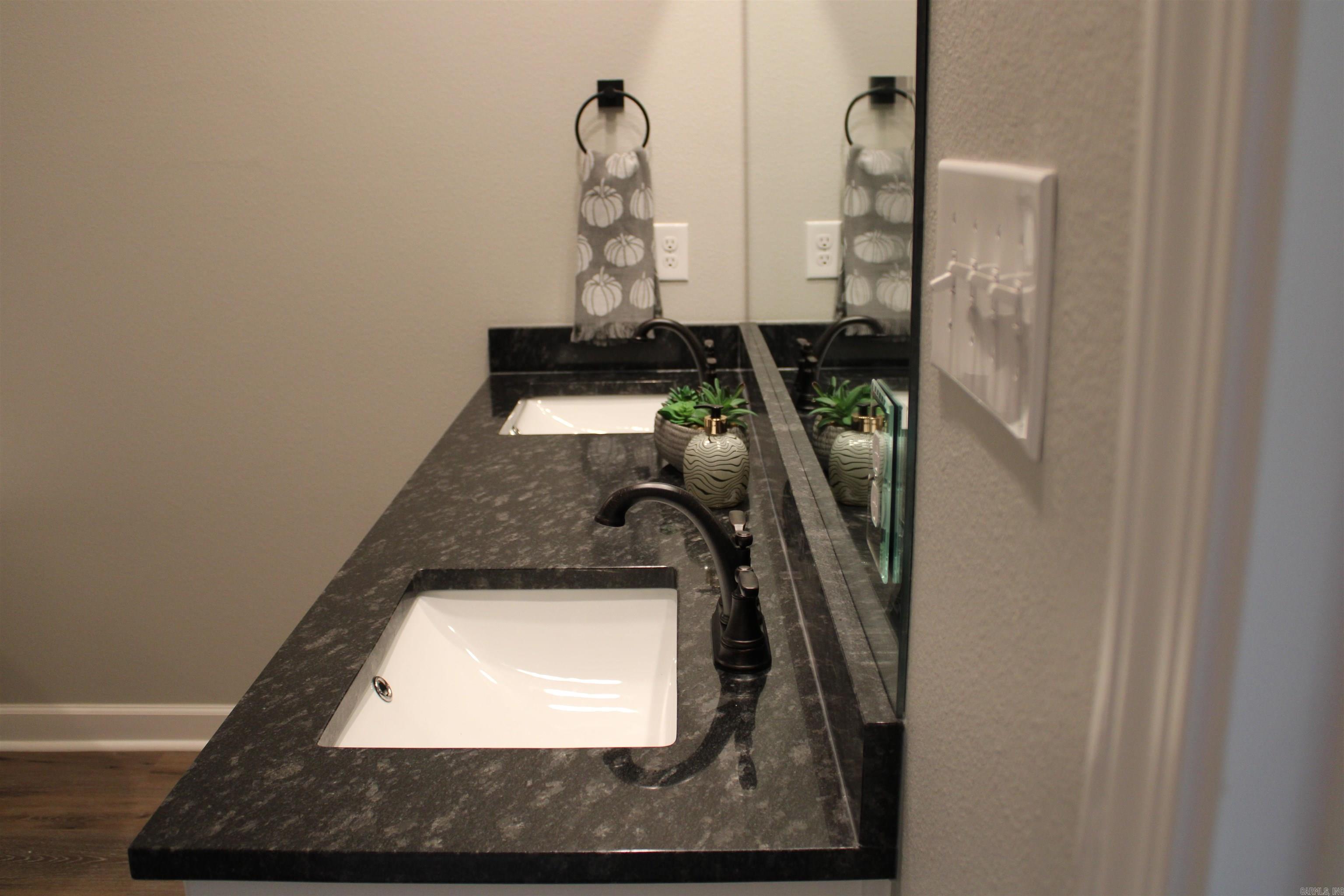 HIDDEN VALLEY ESTATES - Residential