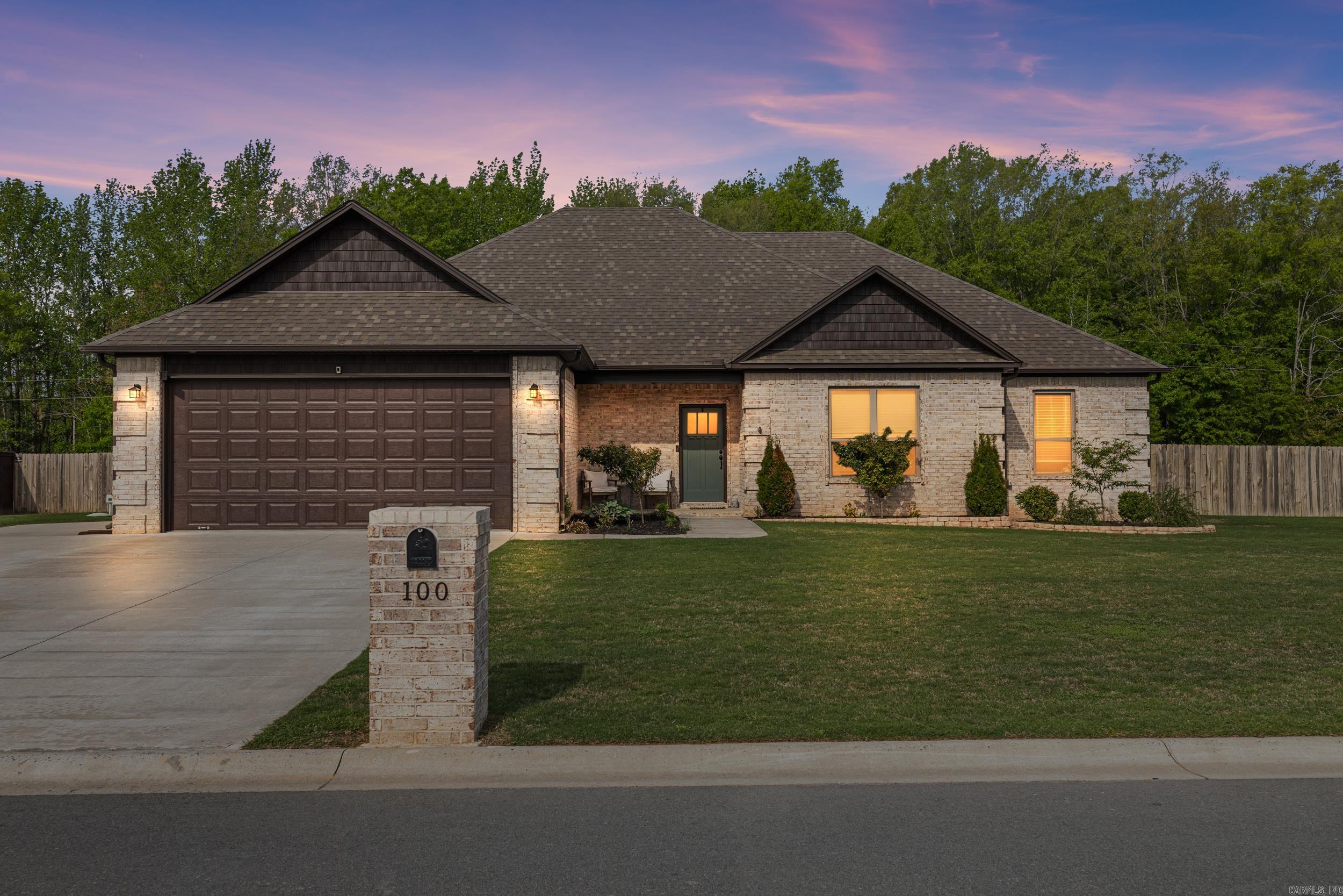 MOUNT TABOR ESTATES - Residential