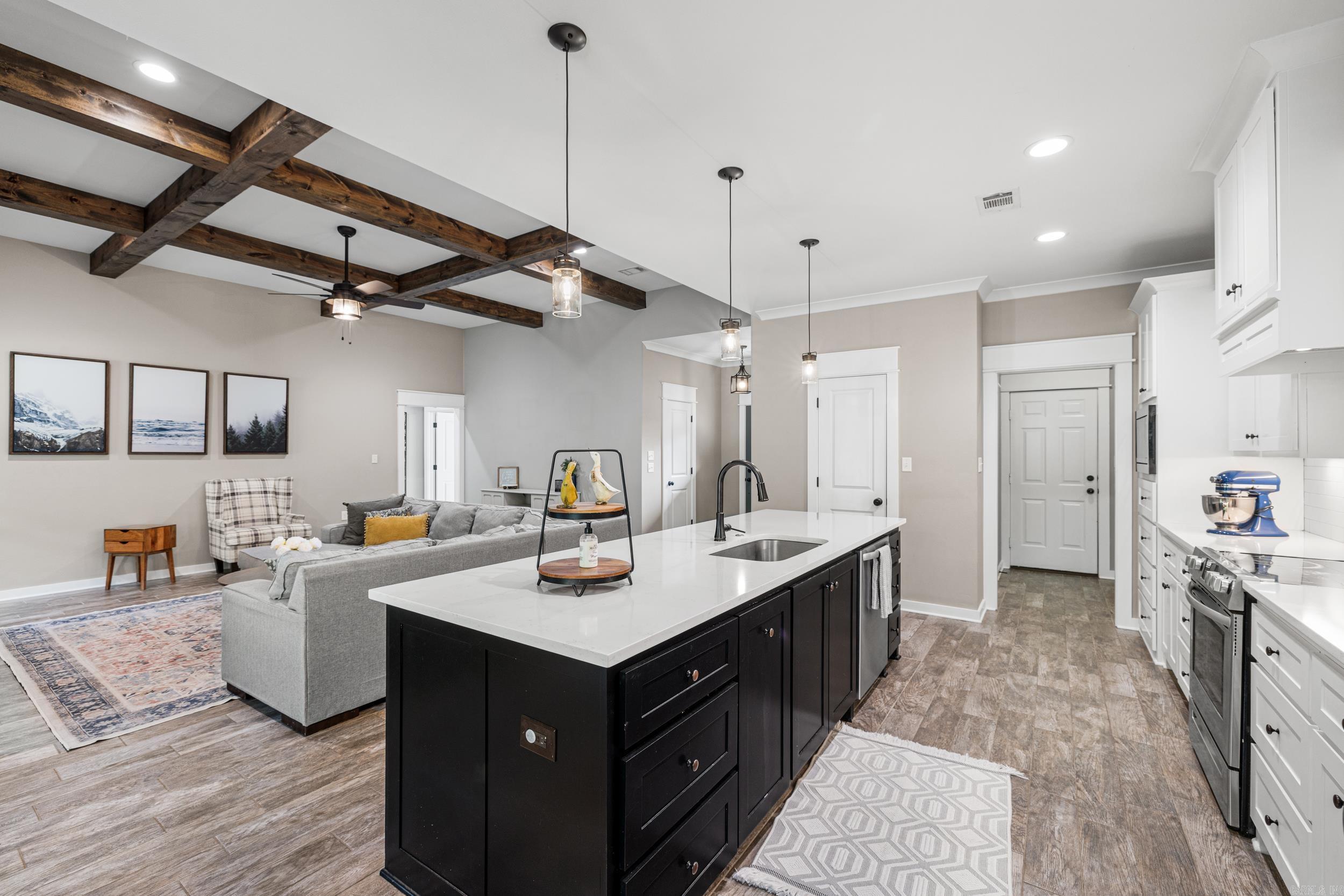 MOUNT TABOR ESTATES - Residential