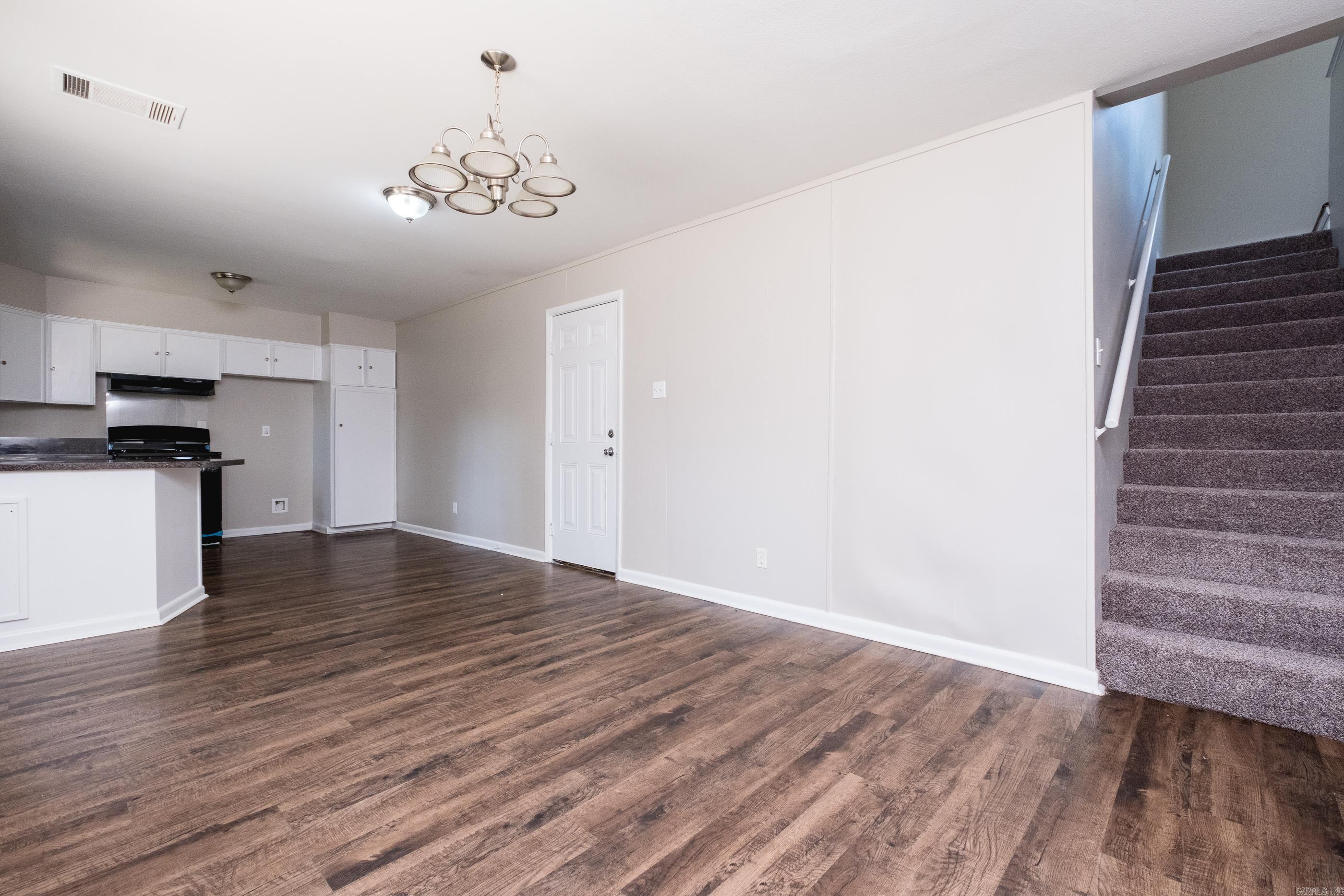 MAJESTIC OAKS - Residential