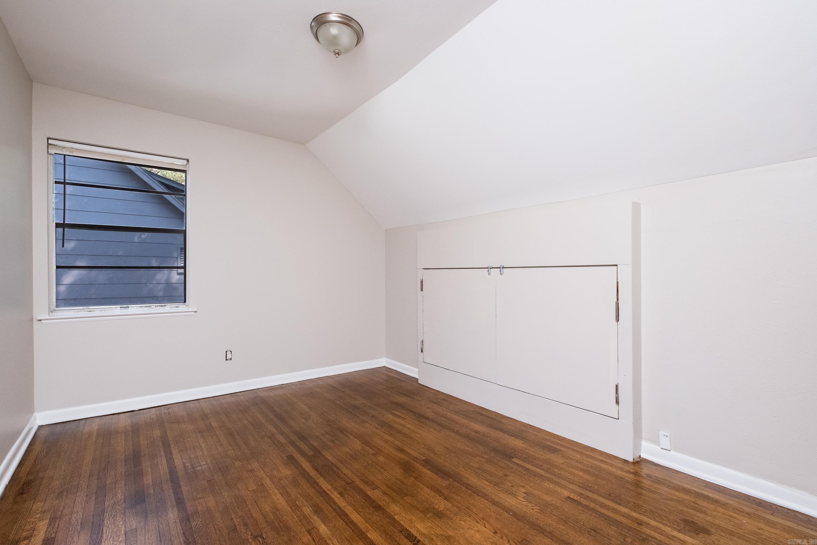 MAJESTIC OAKS - Residential