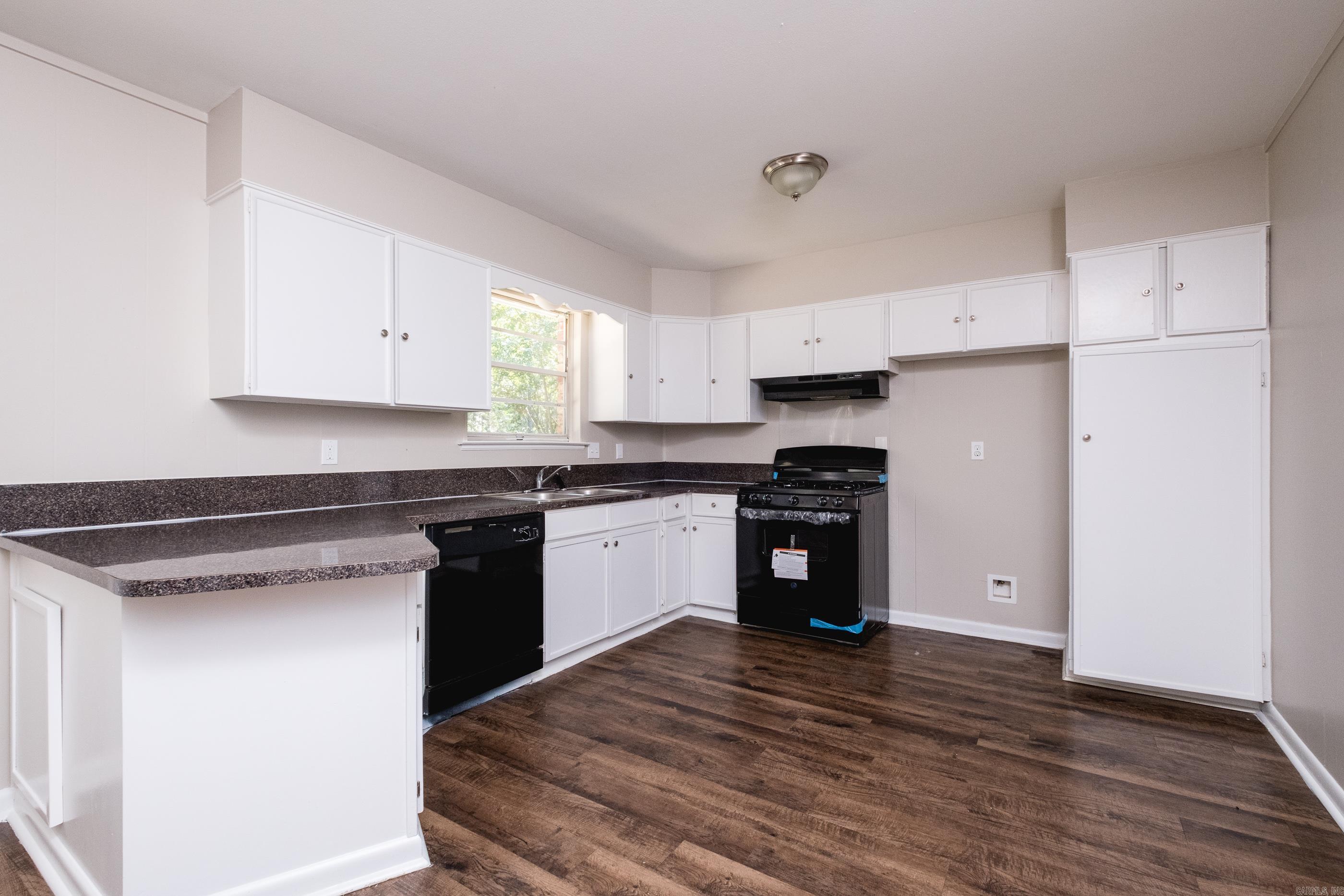 MAJESTIC OAKS - Residential