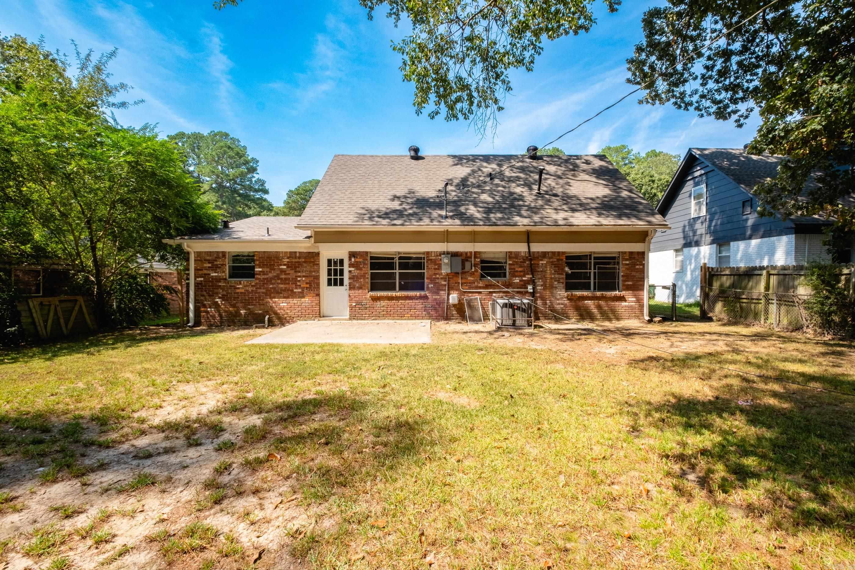 MAJESTIC OAKS - Residential