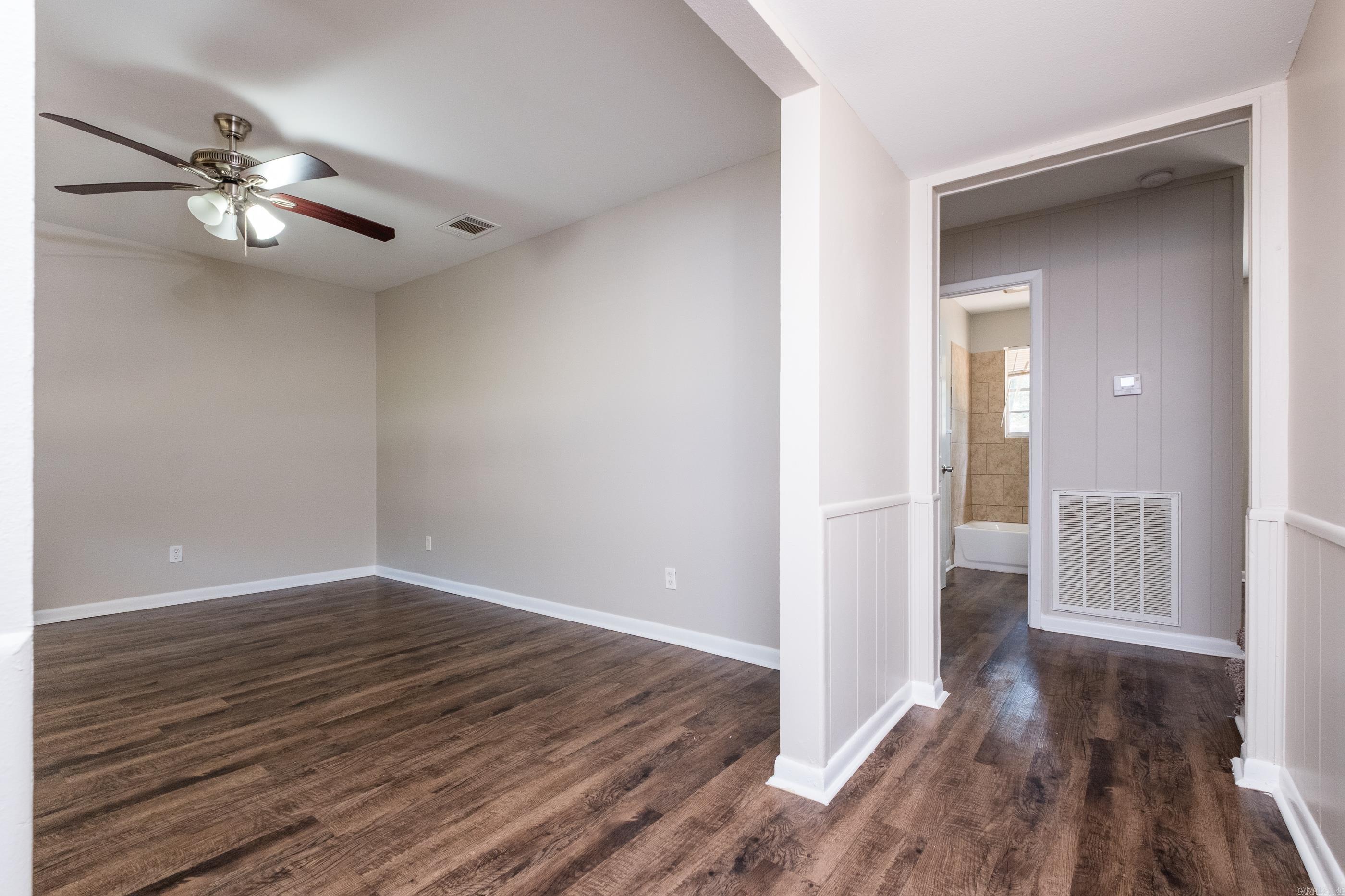 MAJESTIC OAKS - Residential