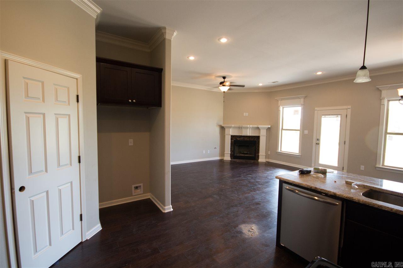 COUNTRY CLUB OF ARK THE - Residential