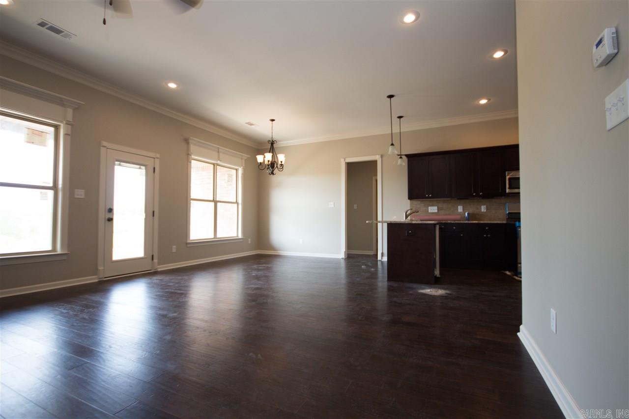 COUNTRY CLUB OF ARK THE - Residential