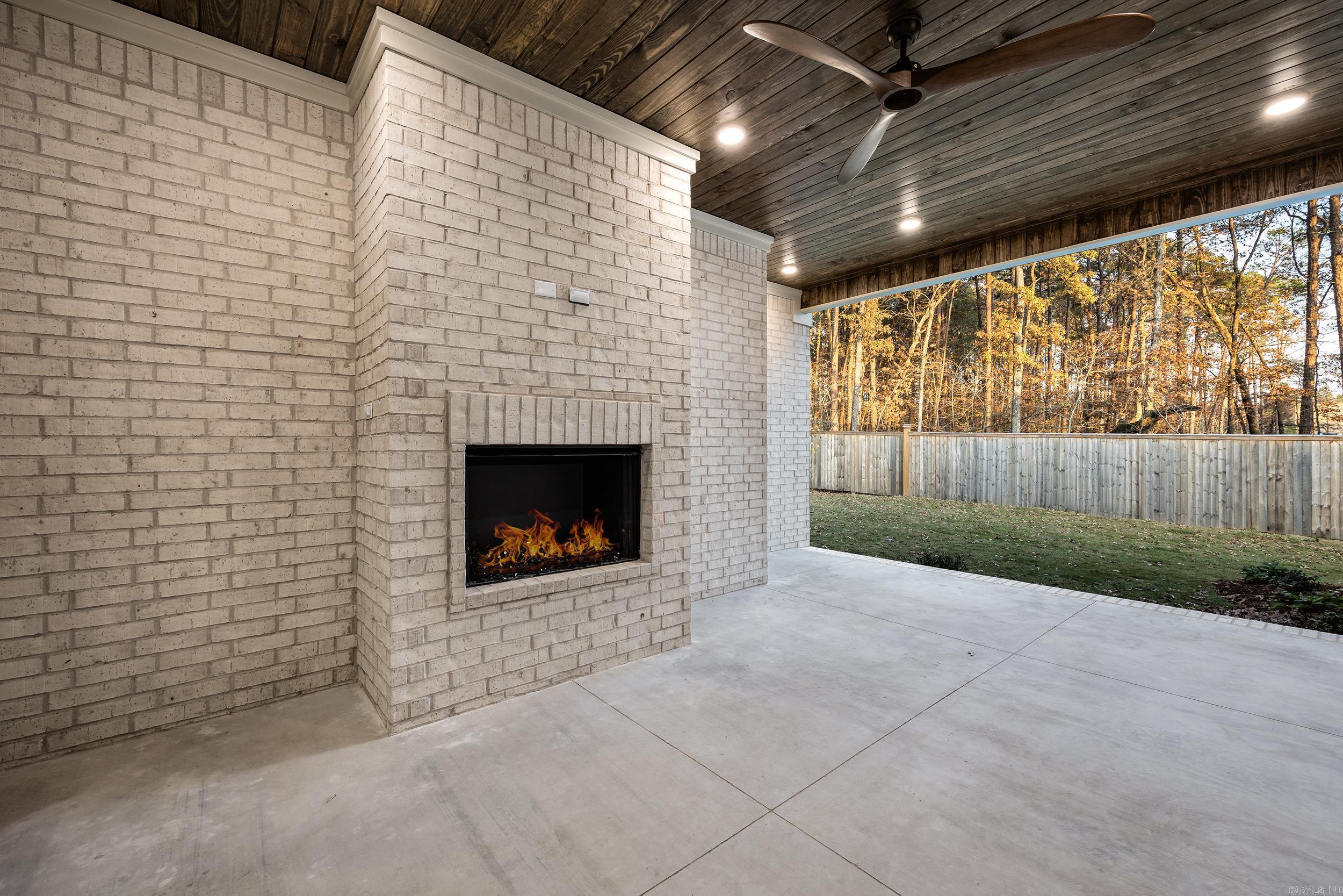 CHENAL VALLEY MEREVILLE PLACE - Residential