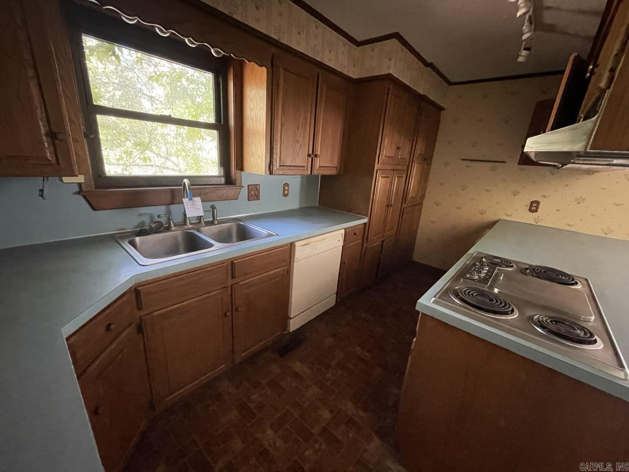 Saline - Residential