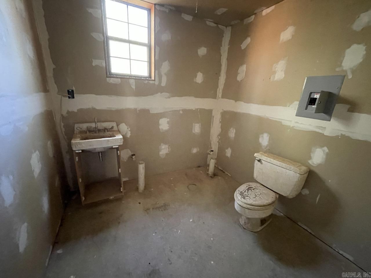 Saline - Residential