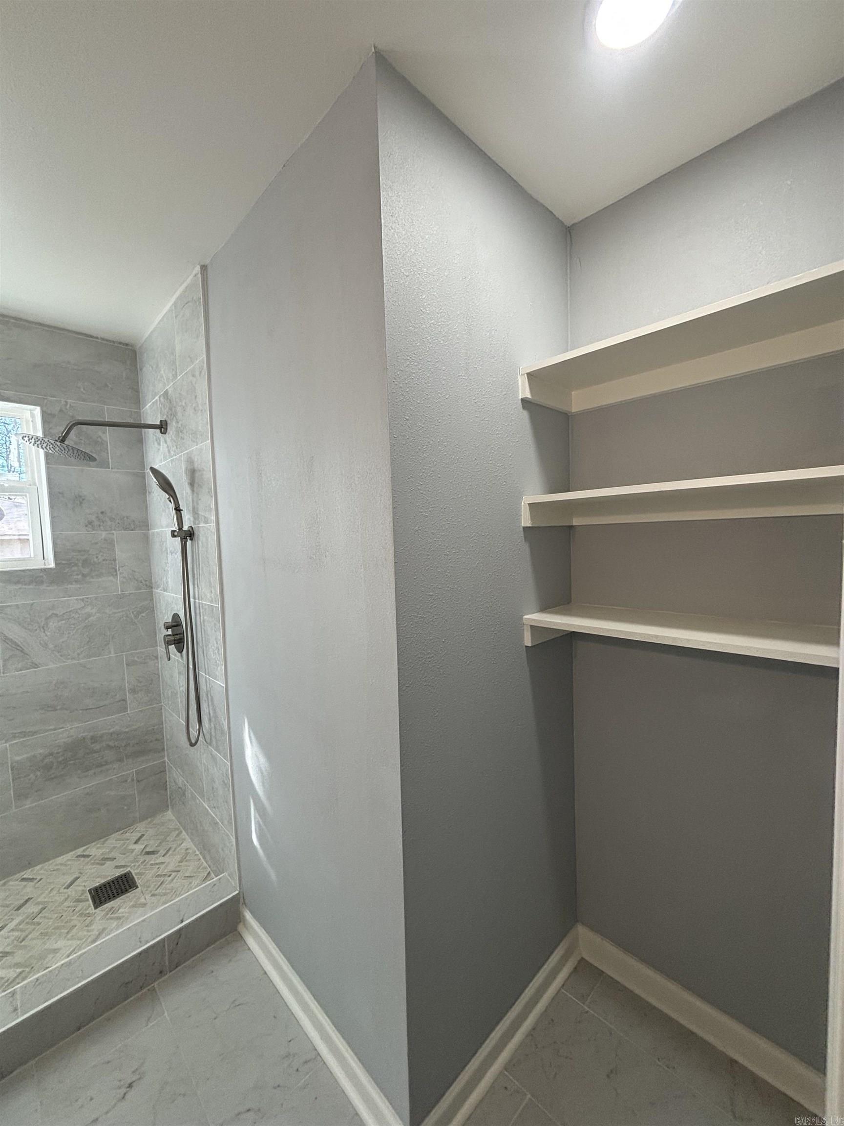 MABELVALE HEIGHTS - Residential