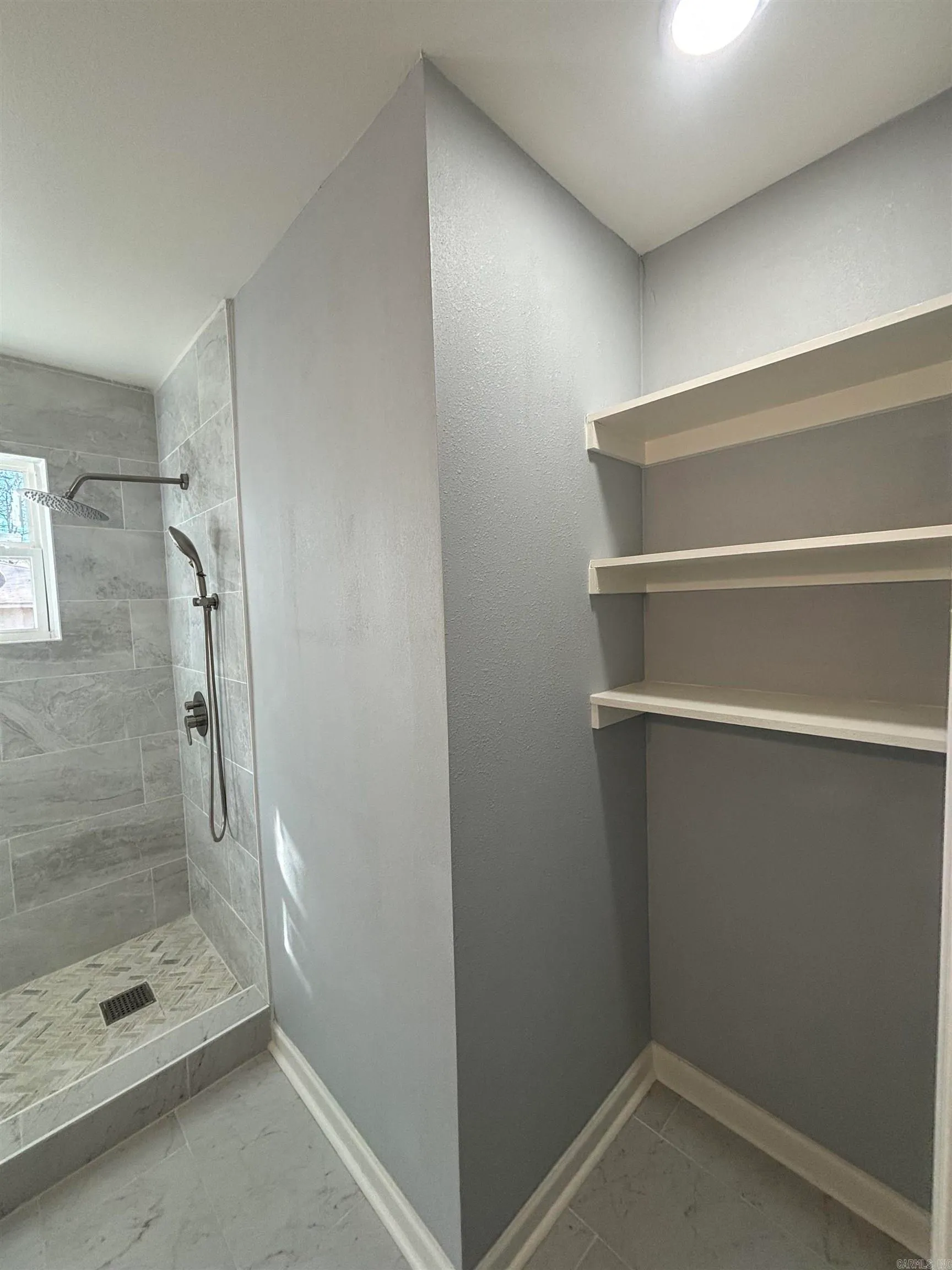 Little Rock, Arkansas 72103, United States, 3 Bedrooms Bedrooms, ,2 BathroomsBathrooms,Residential,Active,82995