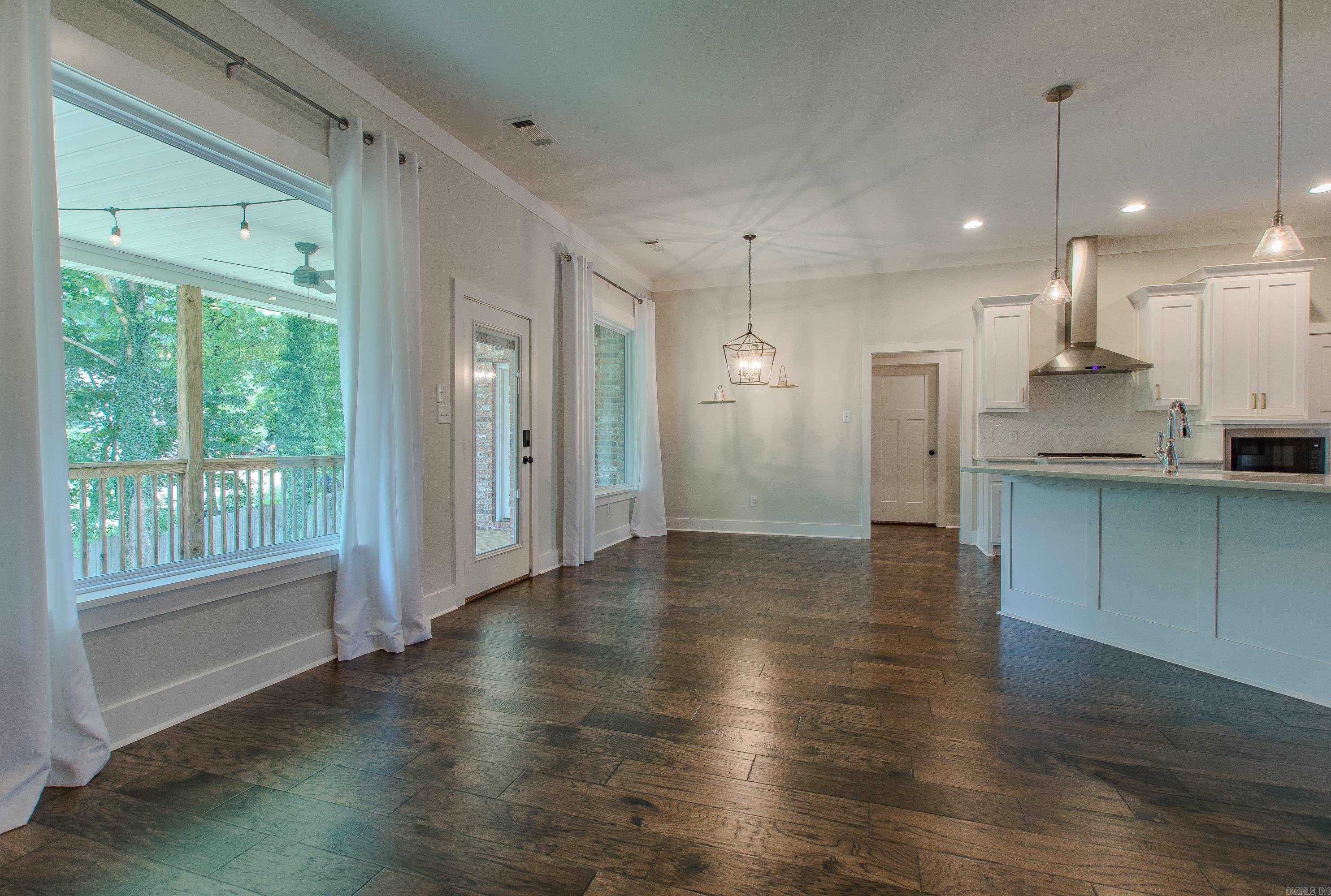 THE WOODLANDS - Residential