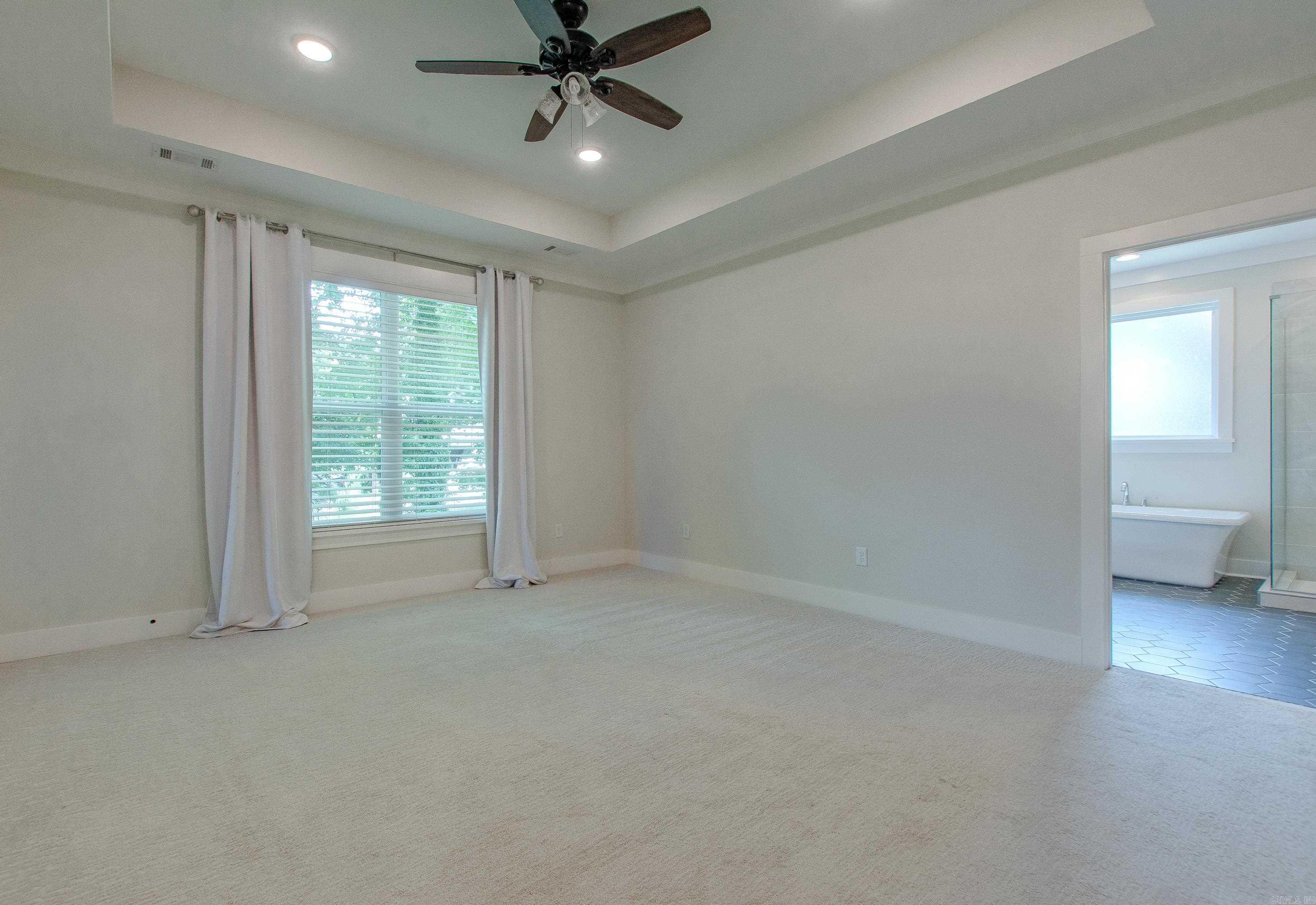 THE WOODLANDS - Residential