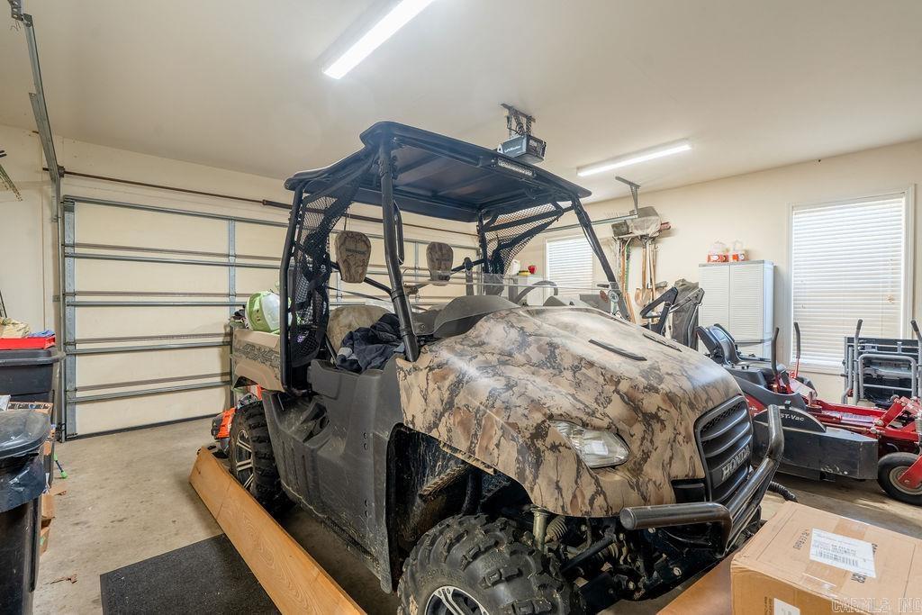 MOUNTAIN AIRE EAST - Residential