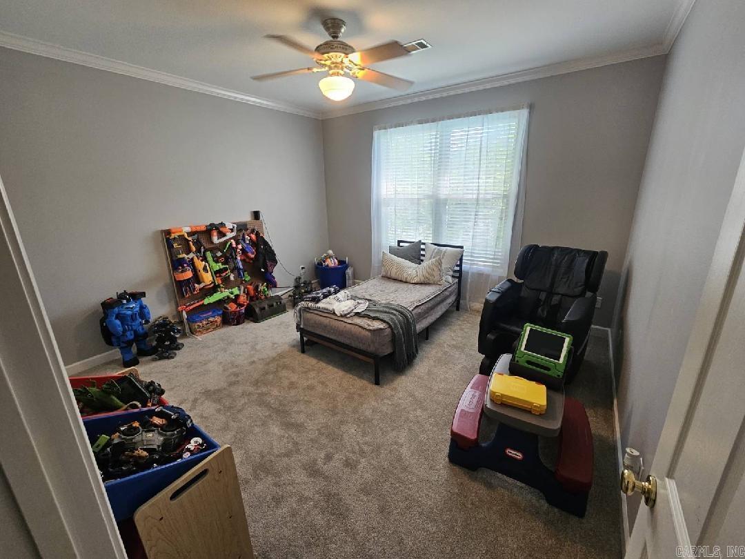 MOUNTAIN AIRE EAST - Residential