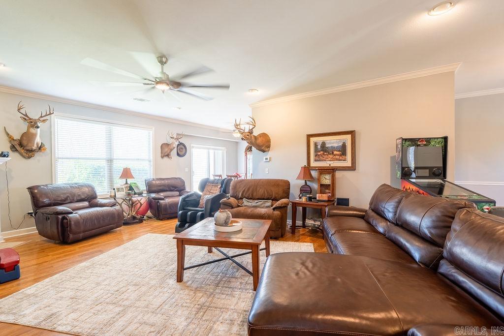 MOUNTAIN AIRE EAST - Residential