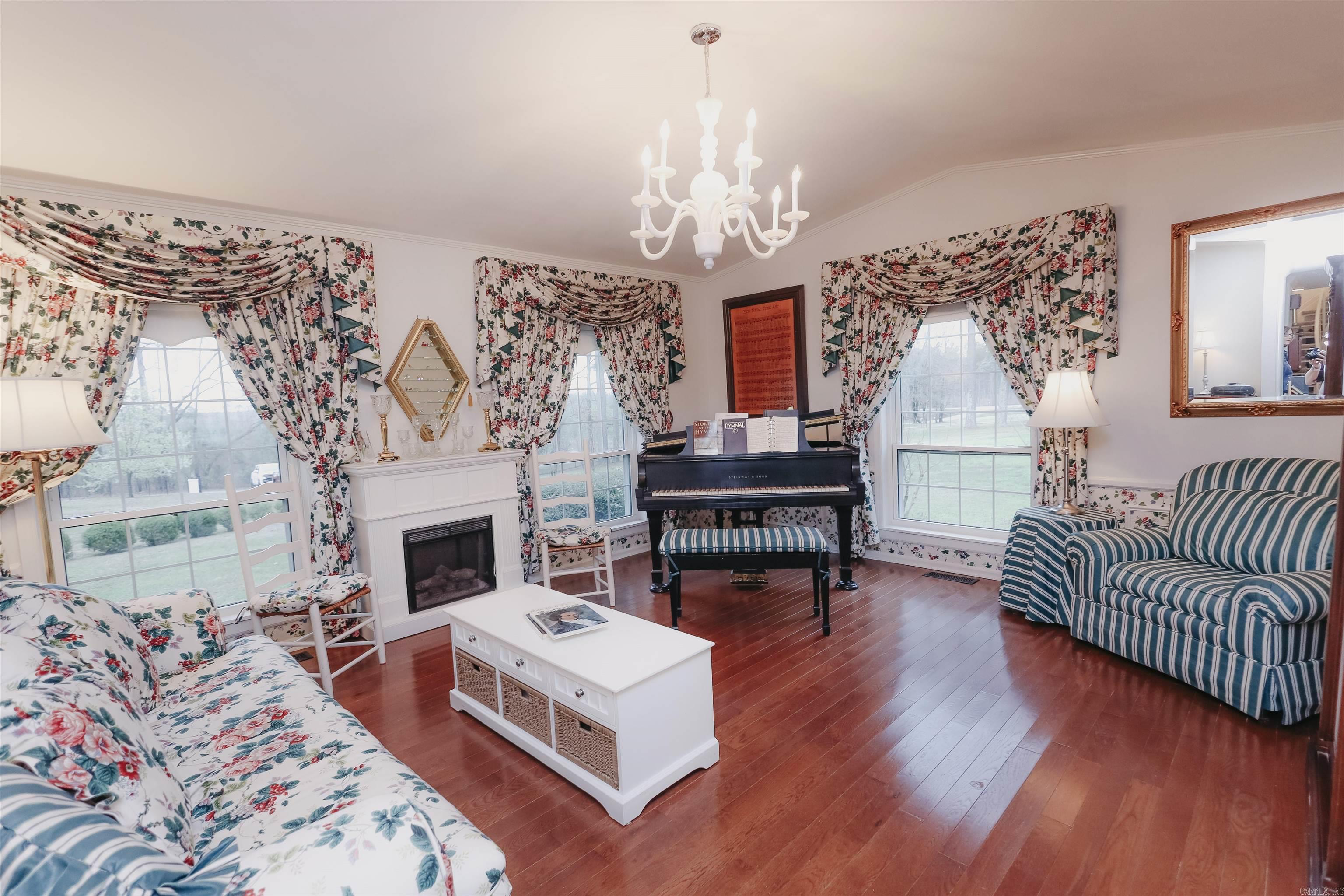 Metes & Bounds - Residential