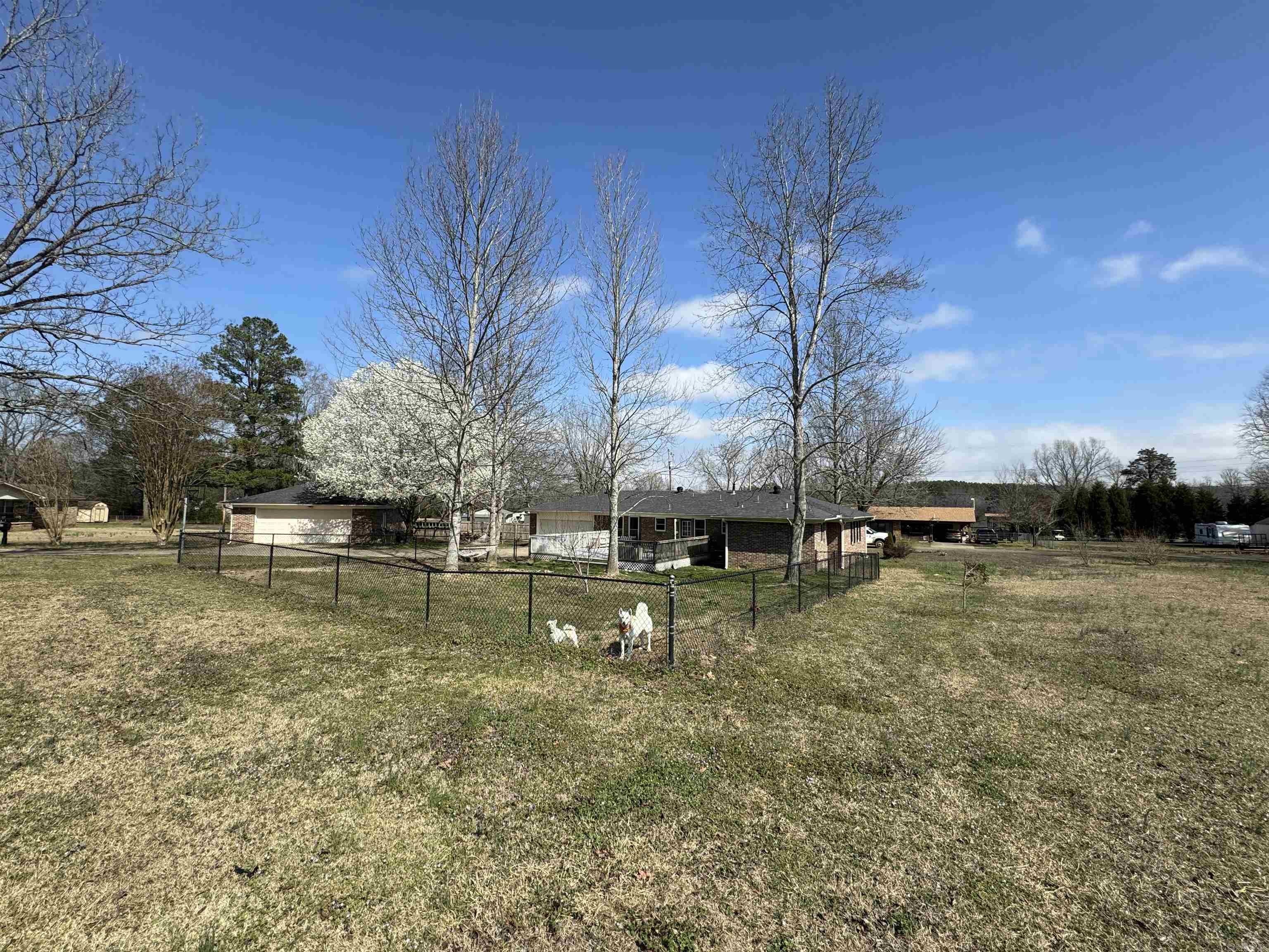 HOLLYWOOD - Residential