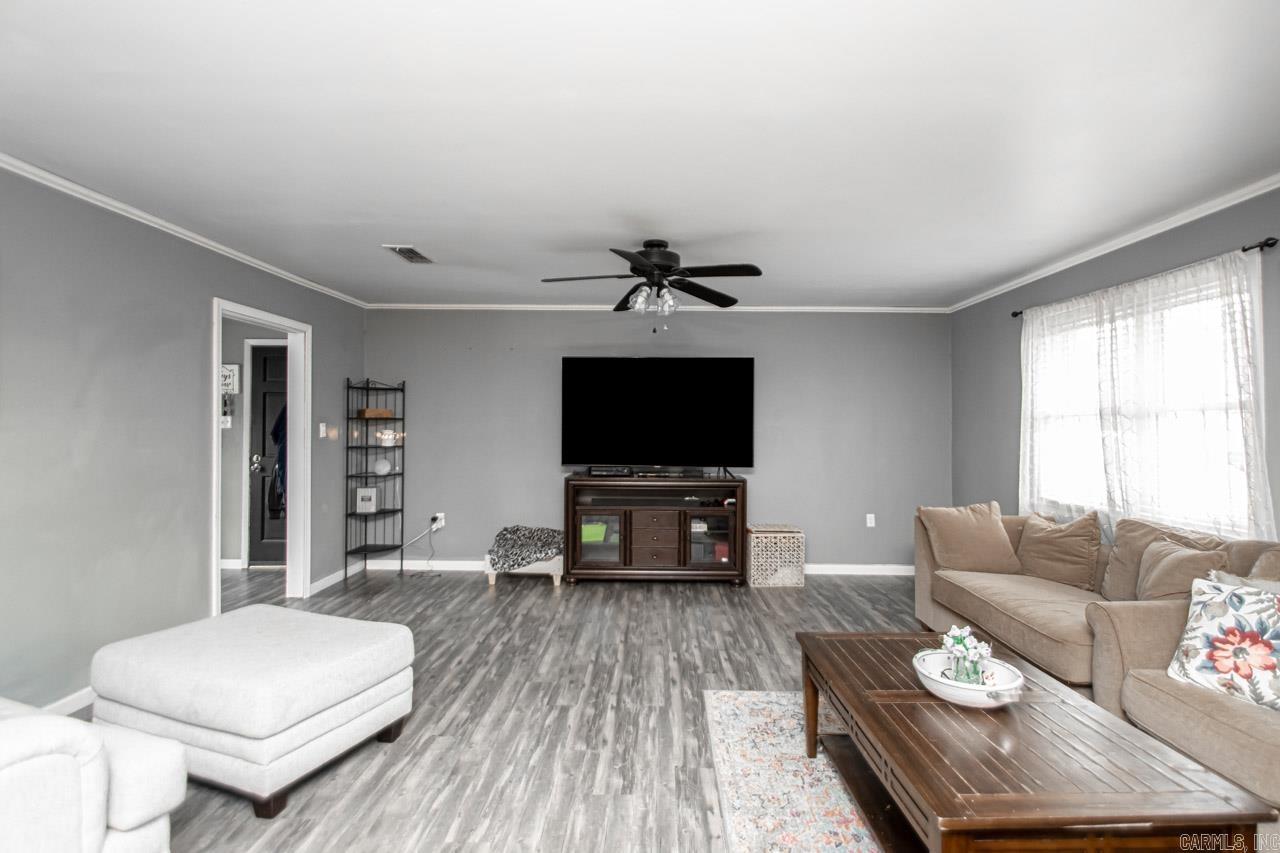 HOLLYWOOD - Residential