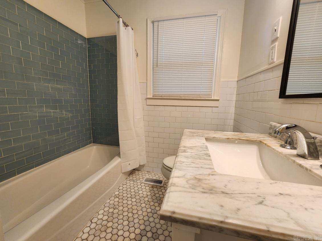 Westwood I - Residential Lease