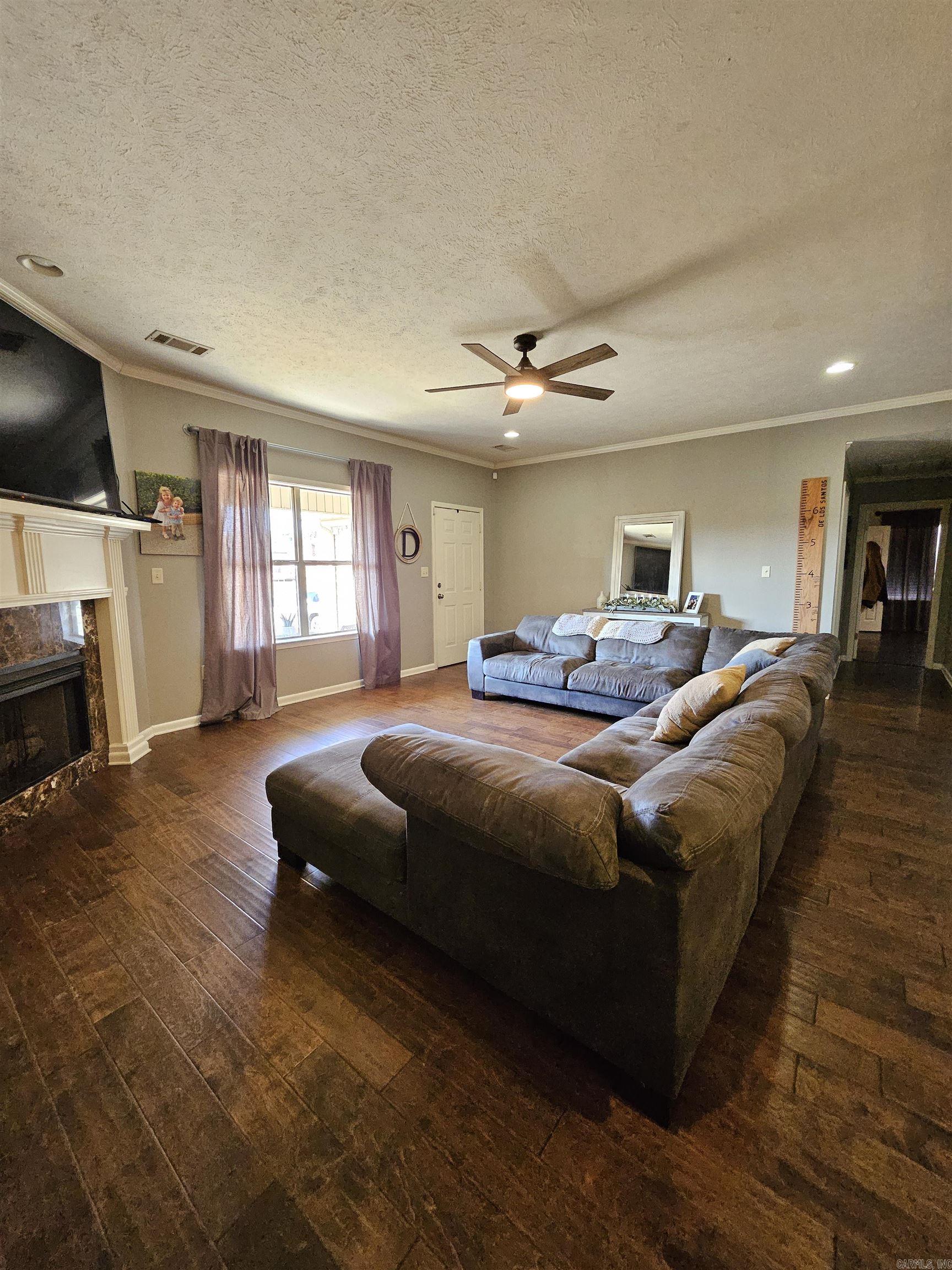 WILHELMINA COVE - Residential