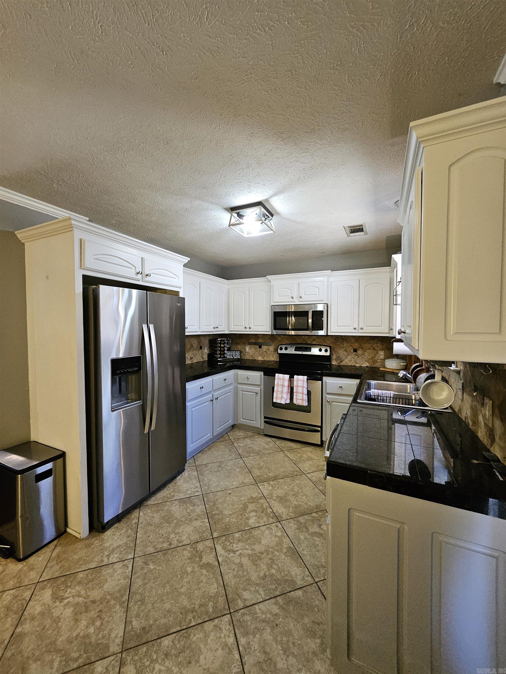 WILHELMINA COVE - Residential