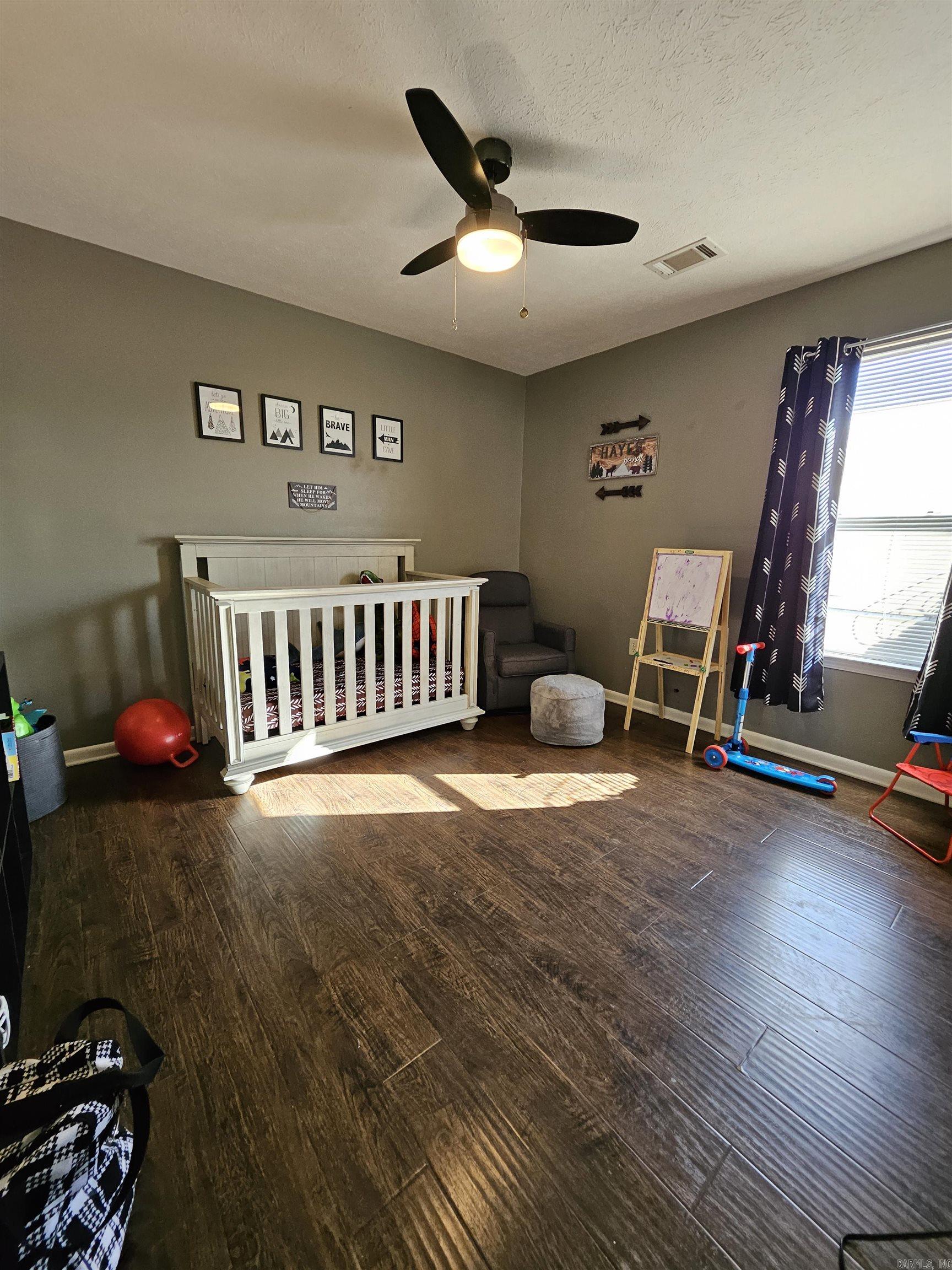 WILHELMINA COVE - Residential