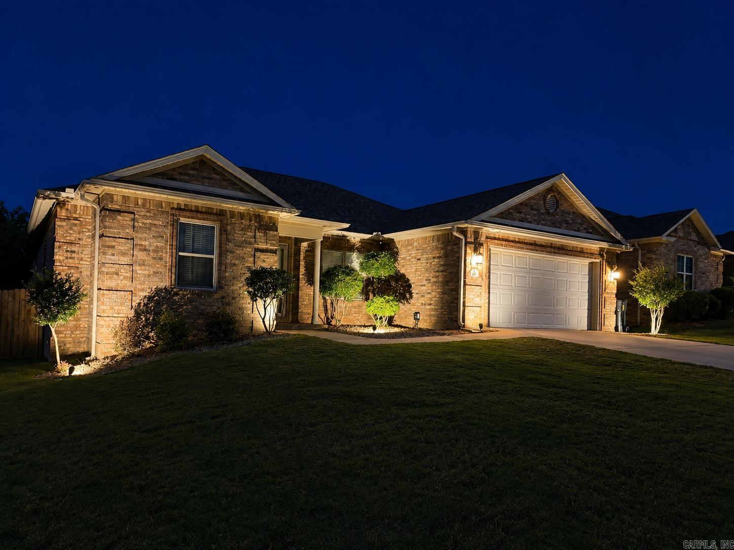 HUNTINGTON PLACE - Residential