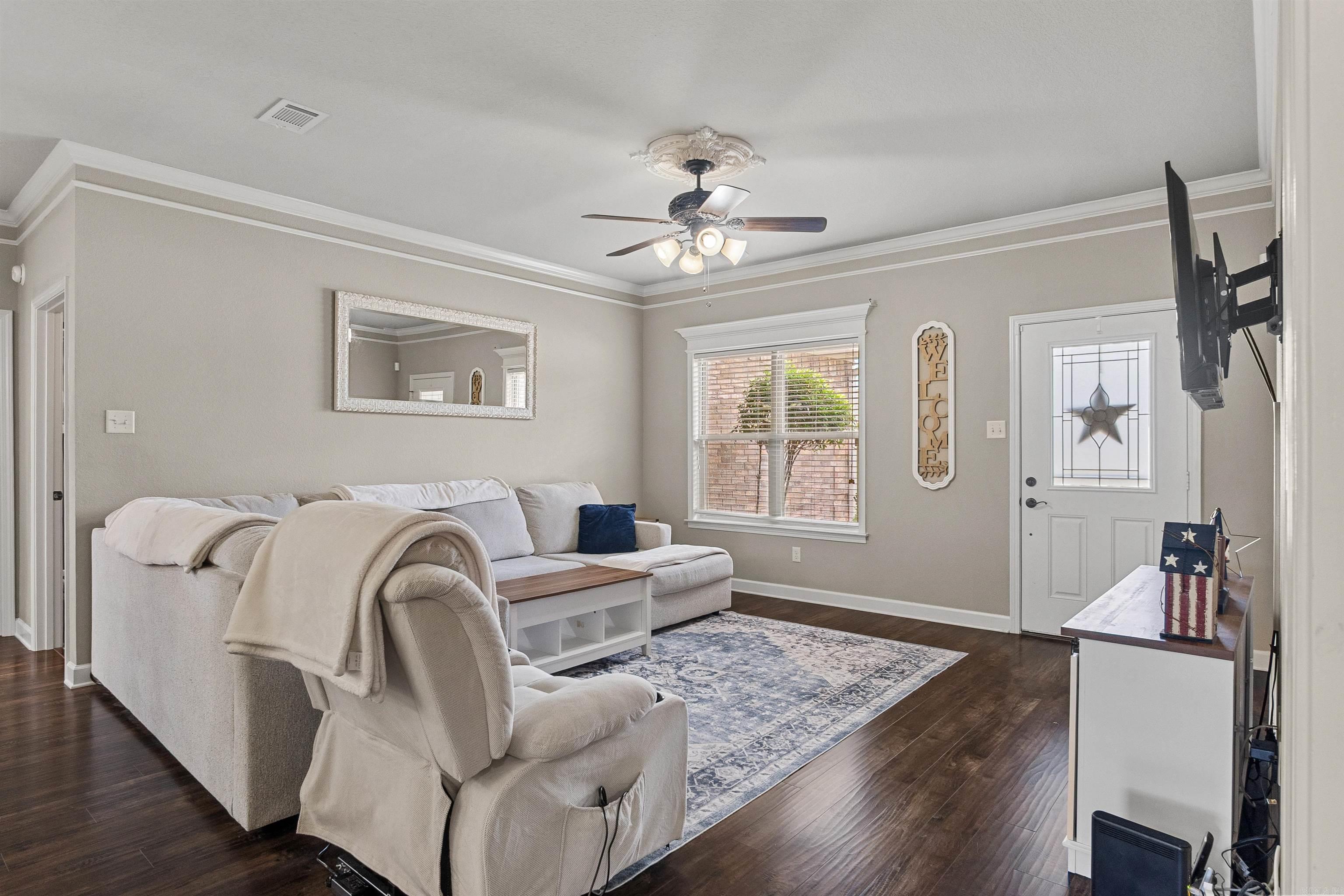 HUNTINGTON PLACE - Residential