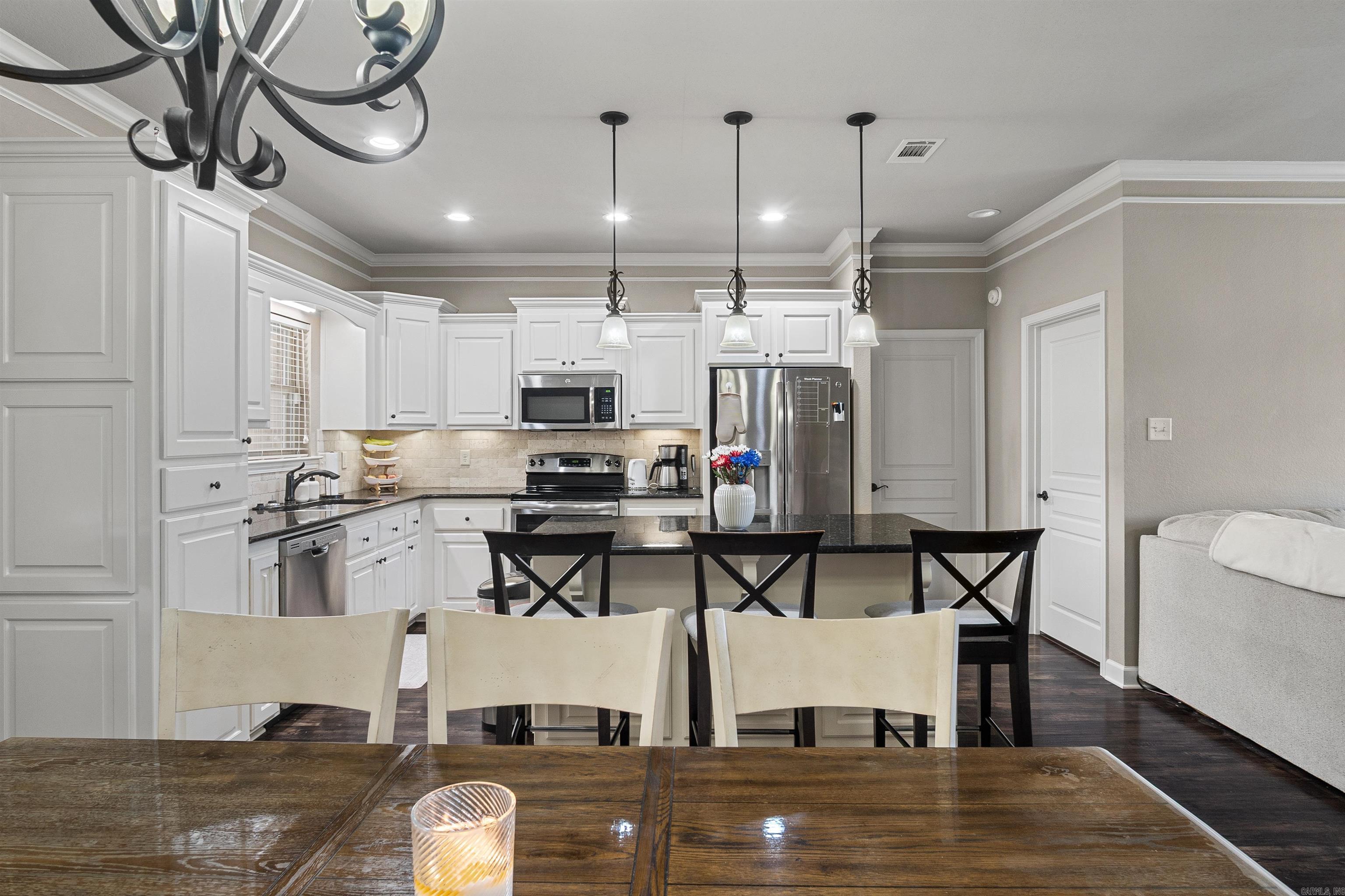 HUNTINGTON PLACE - Residential