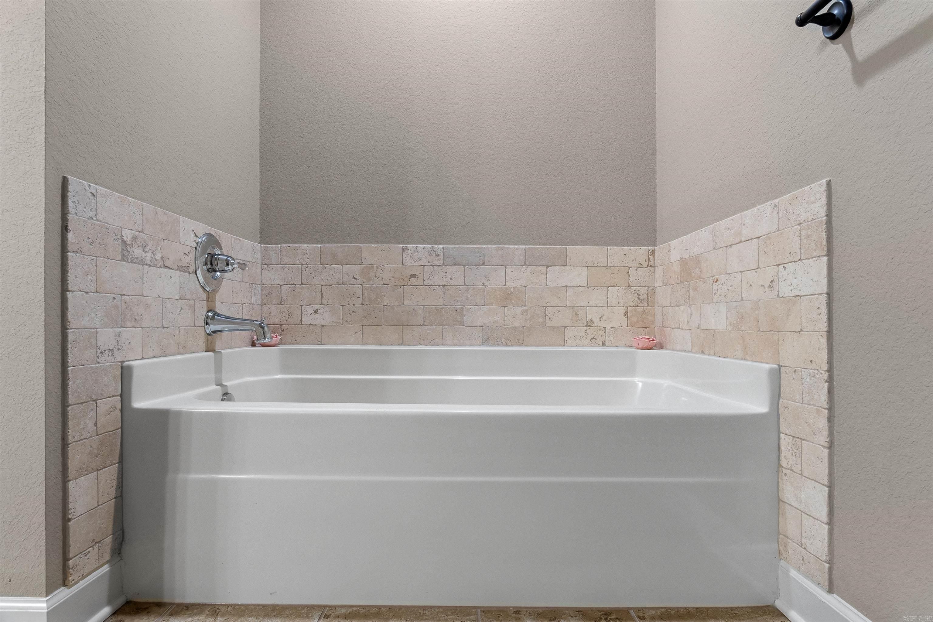 HUNTINGTON PLACE - Residential