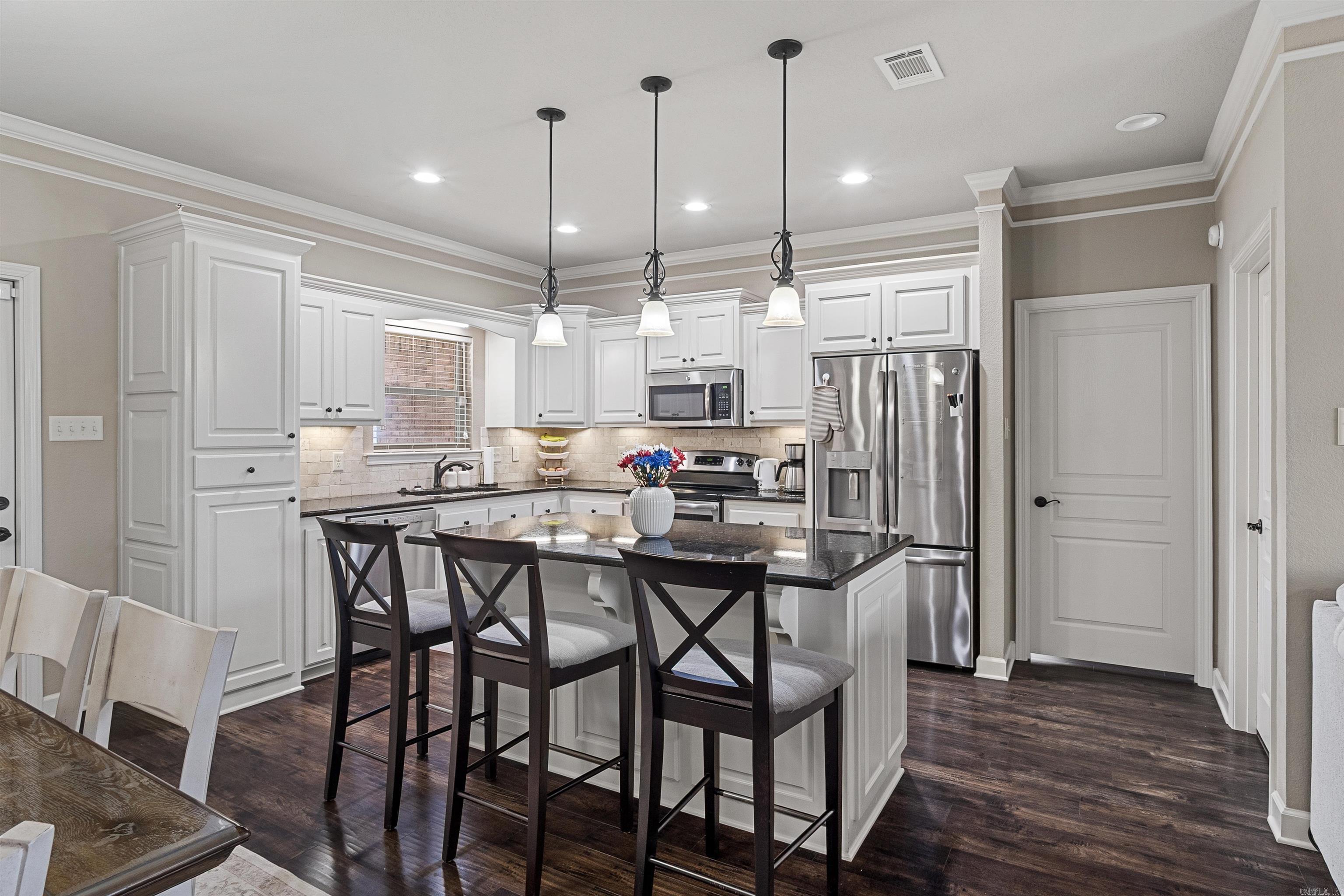 HUNTINGTON PLACE - Residential