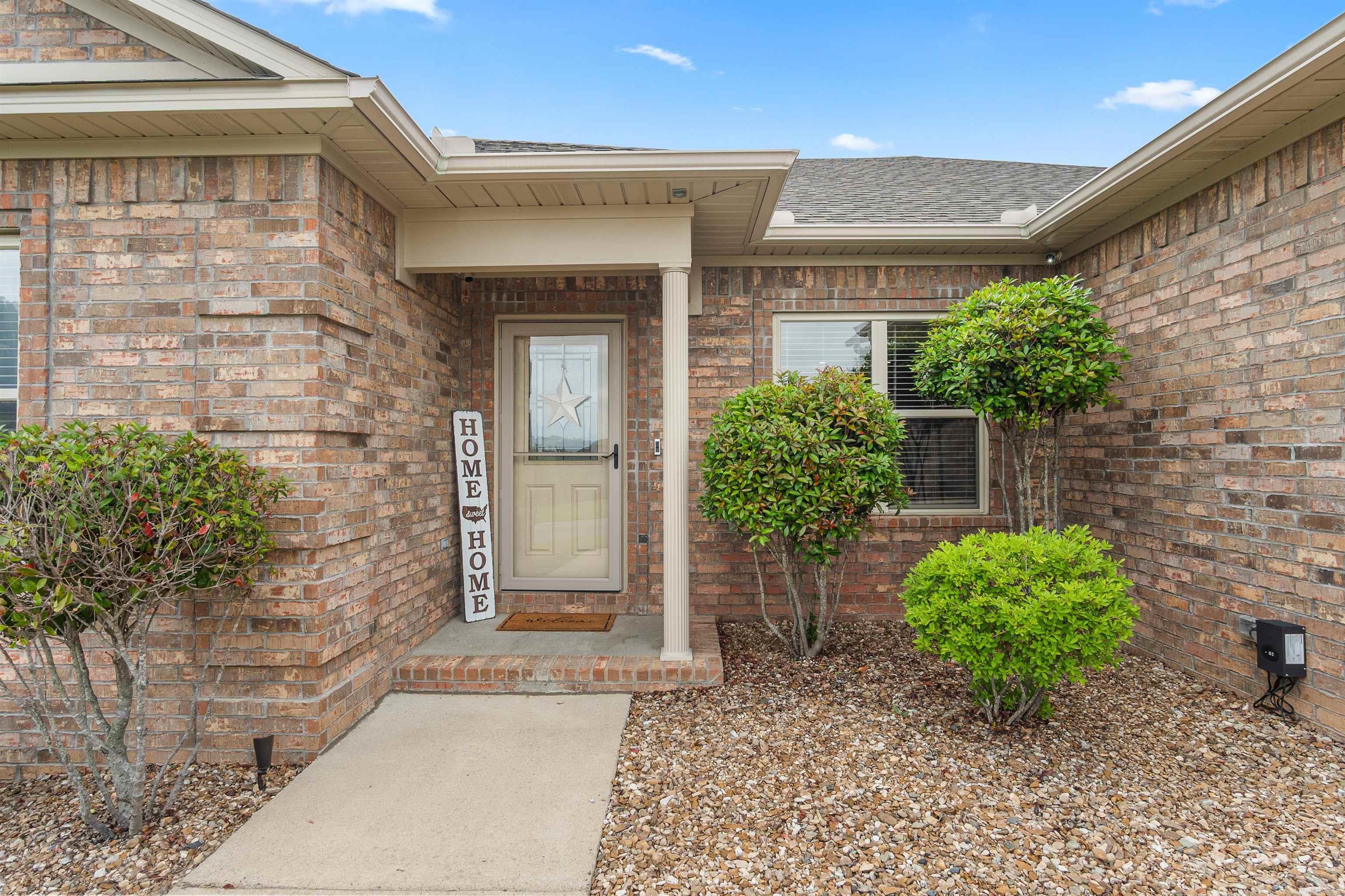 HUNTINGTON PLACE - Residential
