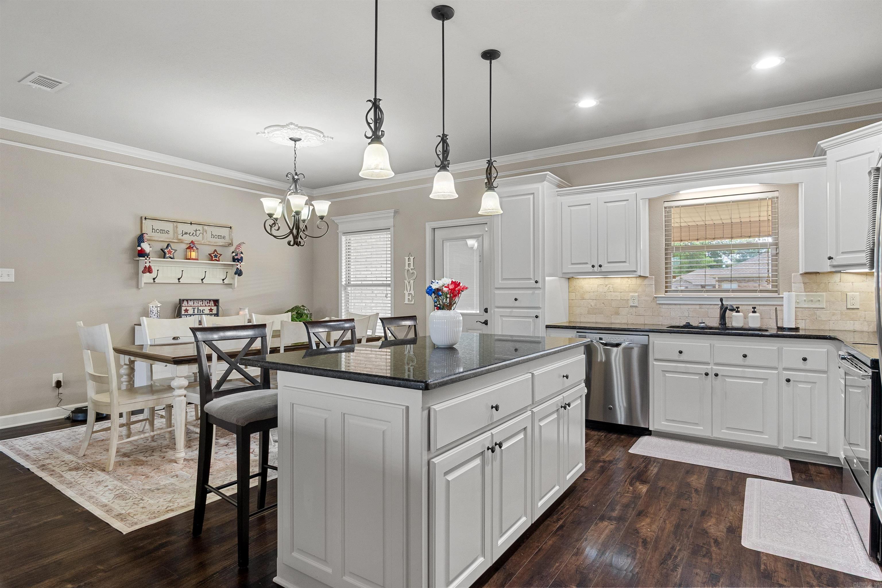 HUNTINGTON PLACE - Residential
