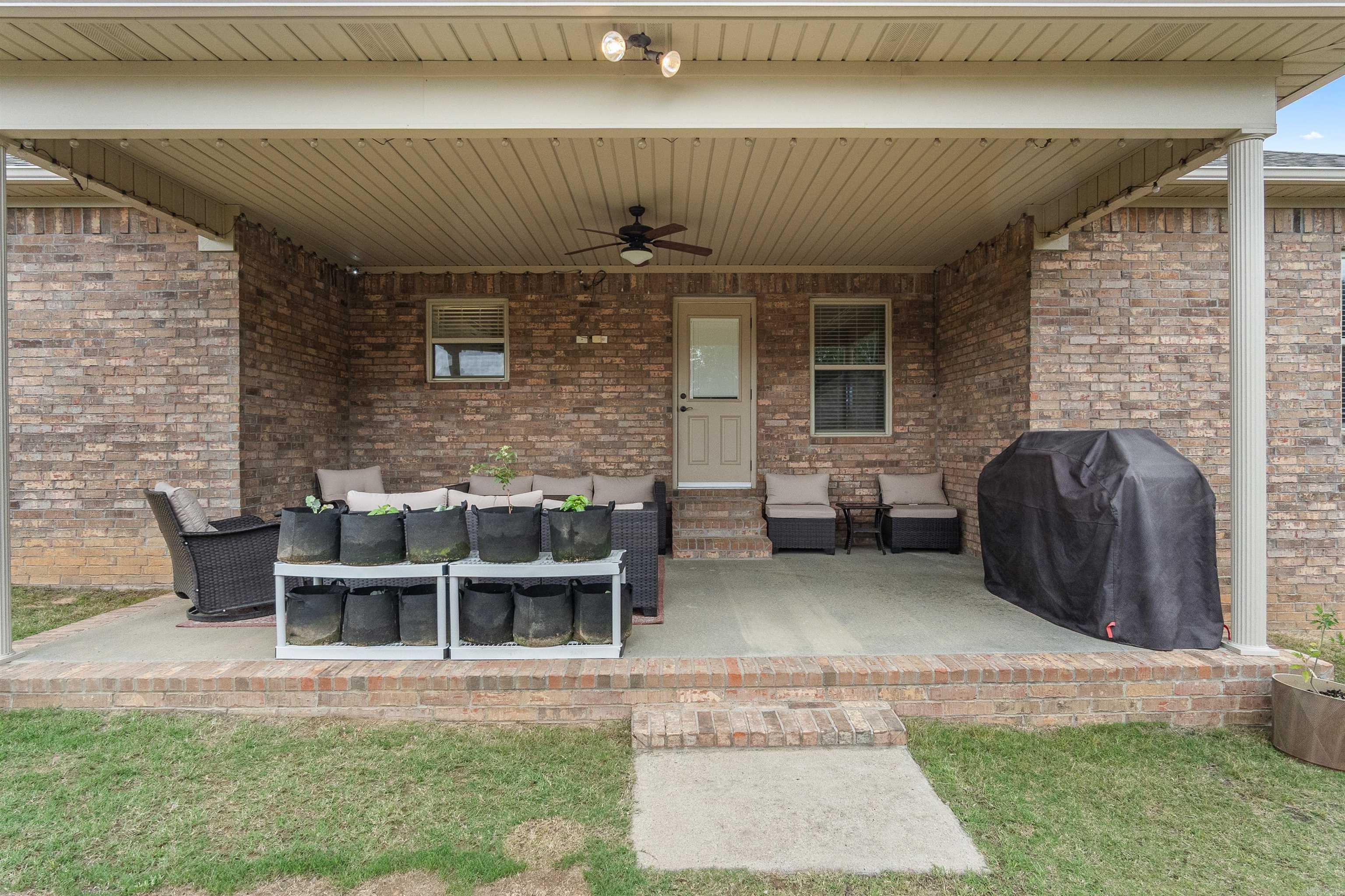 HUNTINGTON PLACE - Residential