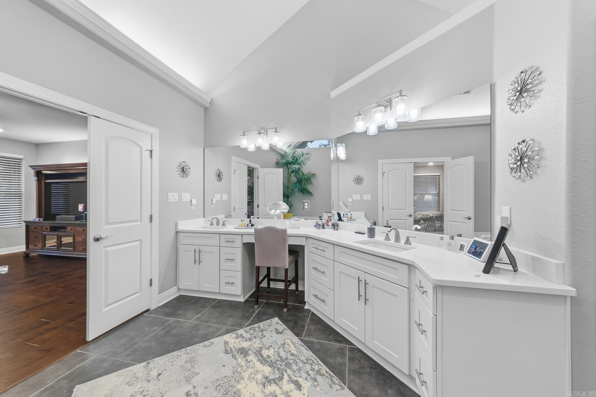 GREYSTONE - Residential