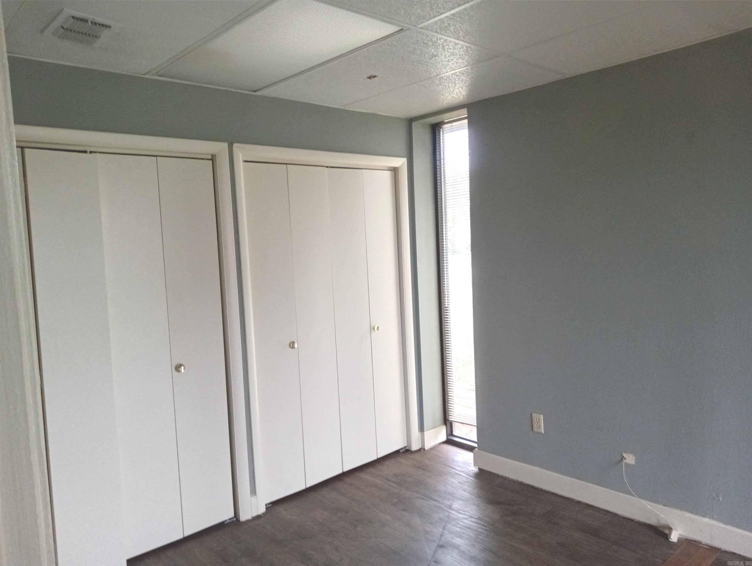 Mena Original - Commercial Sale