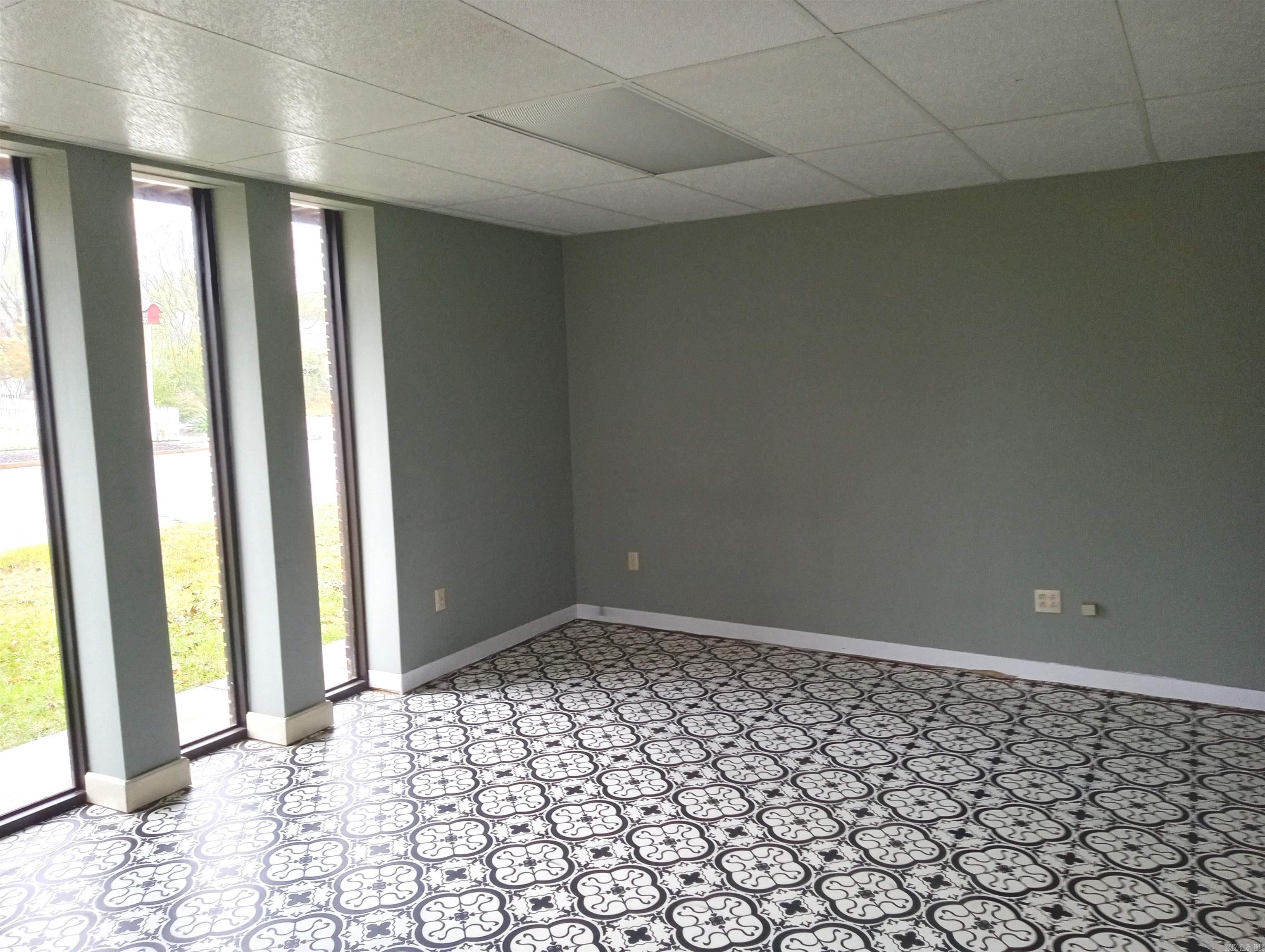 Mena Original - Commercial Sale