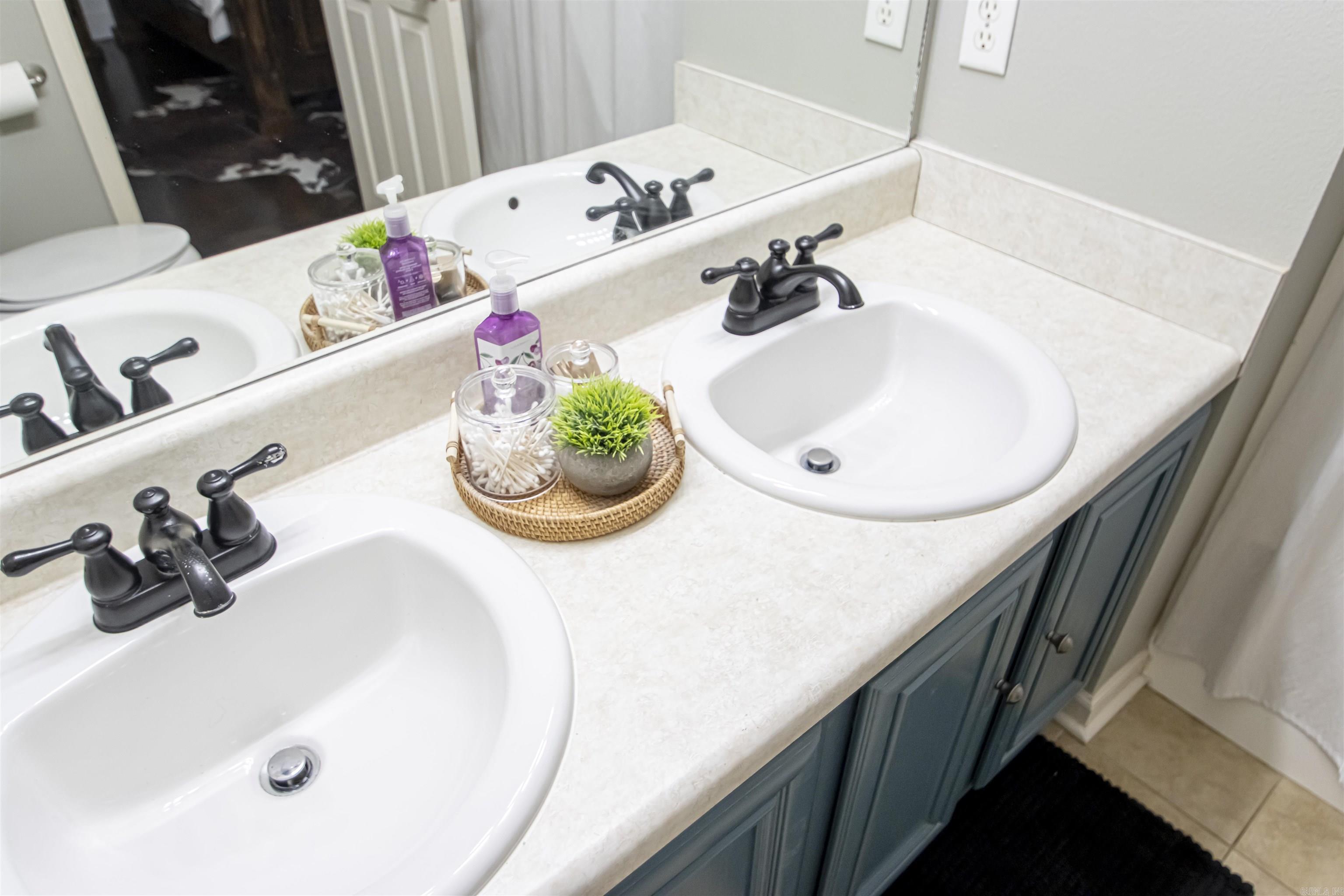 THE MEADOWS @ CENTENNIAL VALLEY - Residential