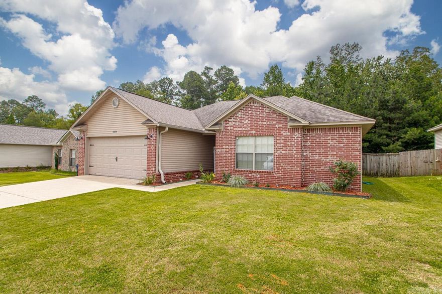 Welcome to the home you have been waiting for! This home sits in a quiet neighborhood just outside of town. Boosting 3 bedrooms, 2 bathrooms, newly updated kitchen appliances, updated master bedroom and much more. Enjoy your evenings on the patio in the fully fenced backyard.