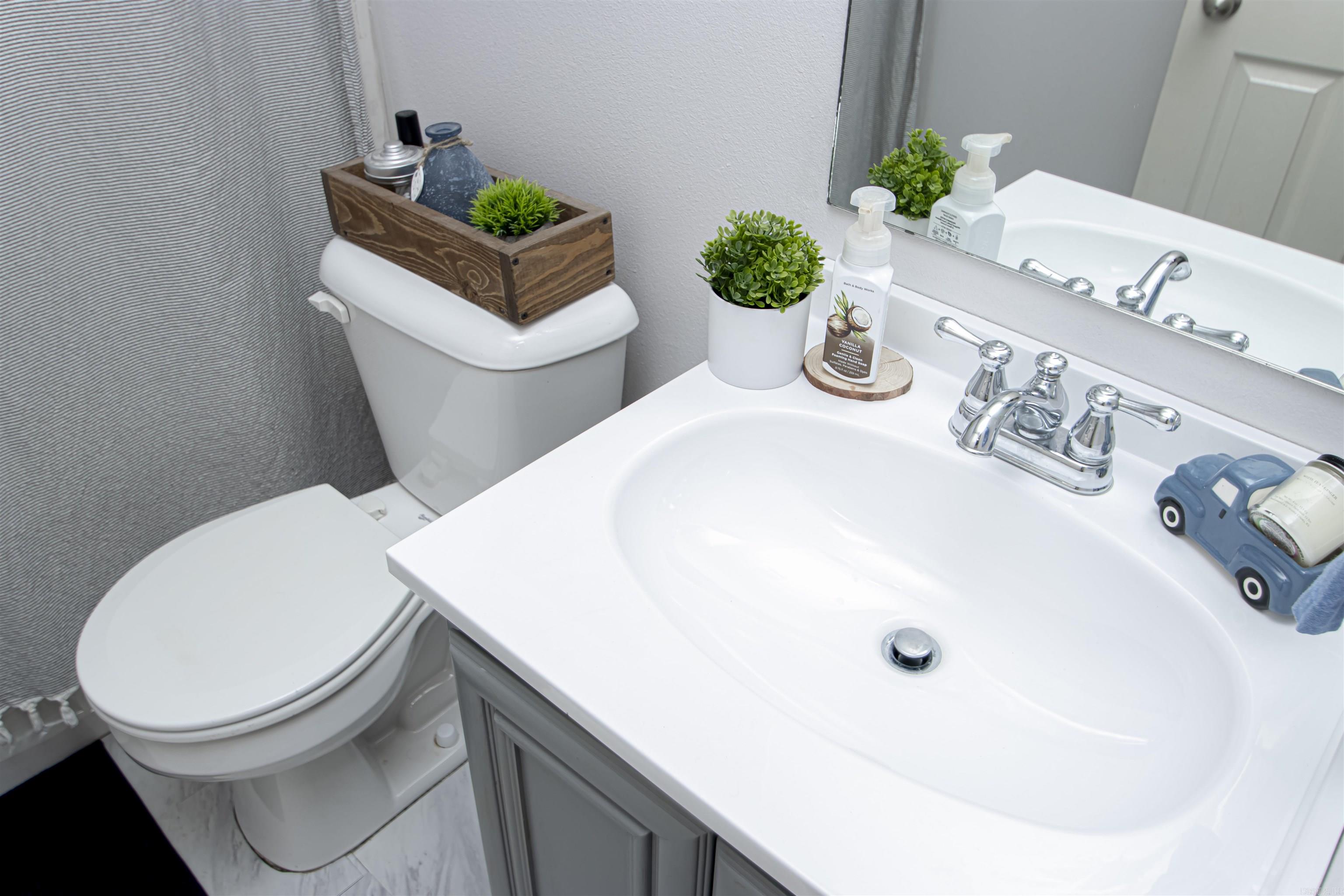 THE MEADOWS @ CENTENNIAL VALLEY - Residential