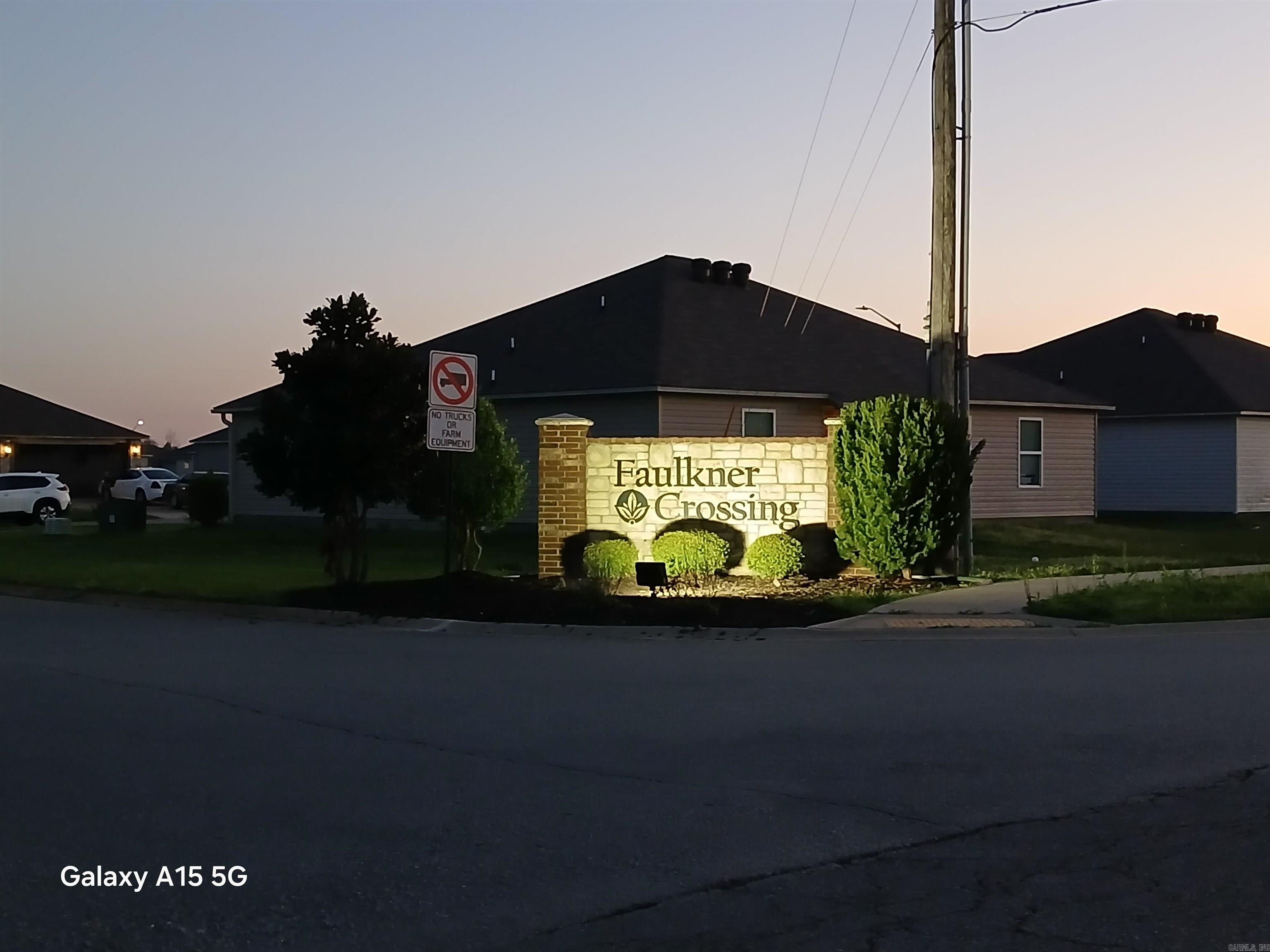 FAULKNER CROSSING - Residential