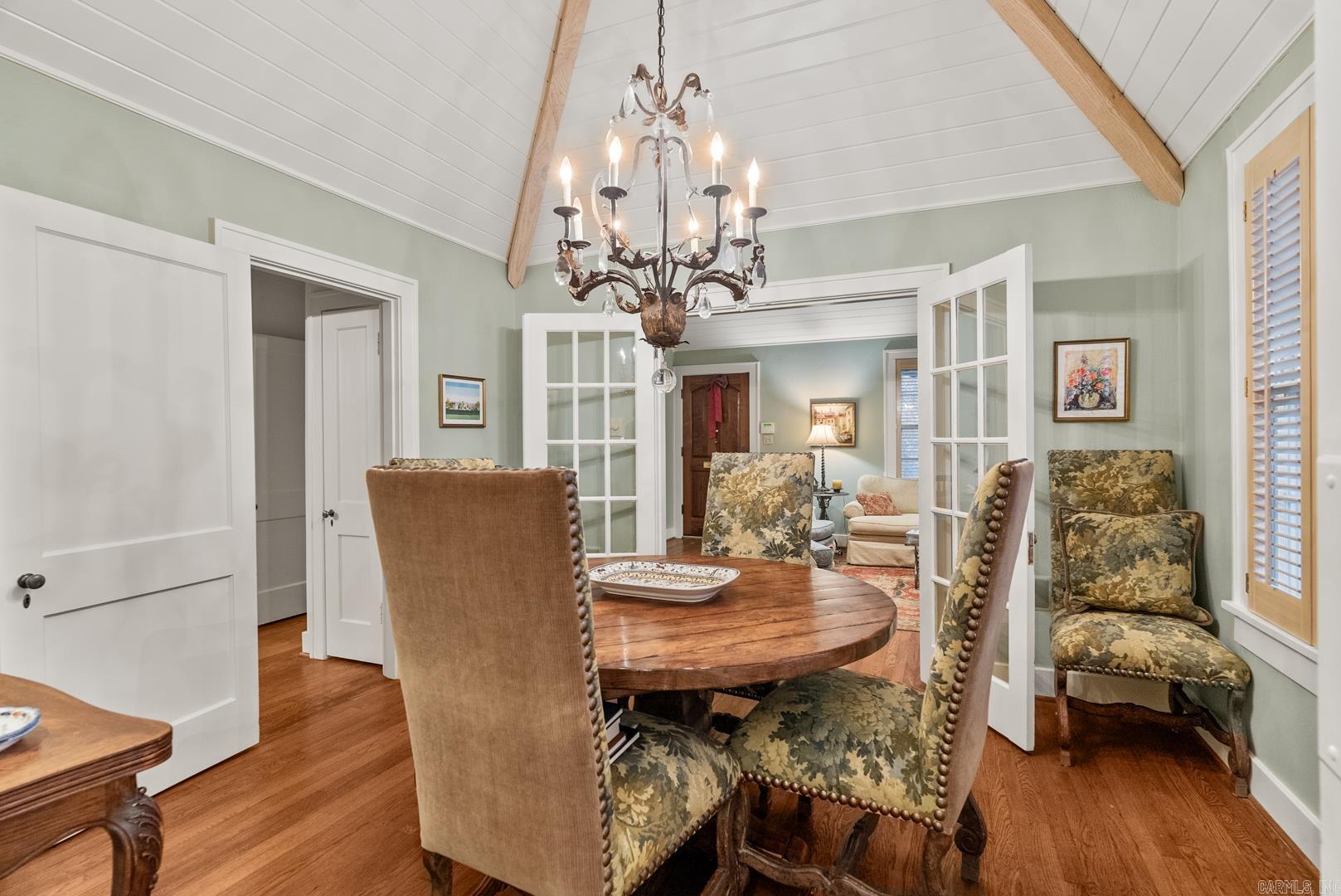 NEWTONS - Residential