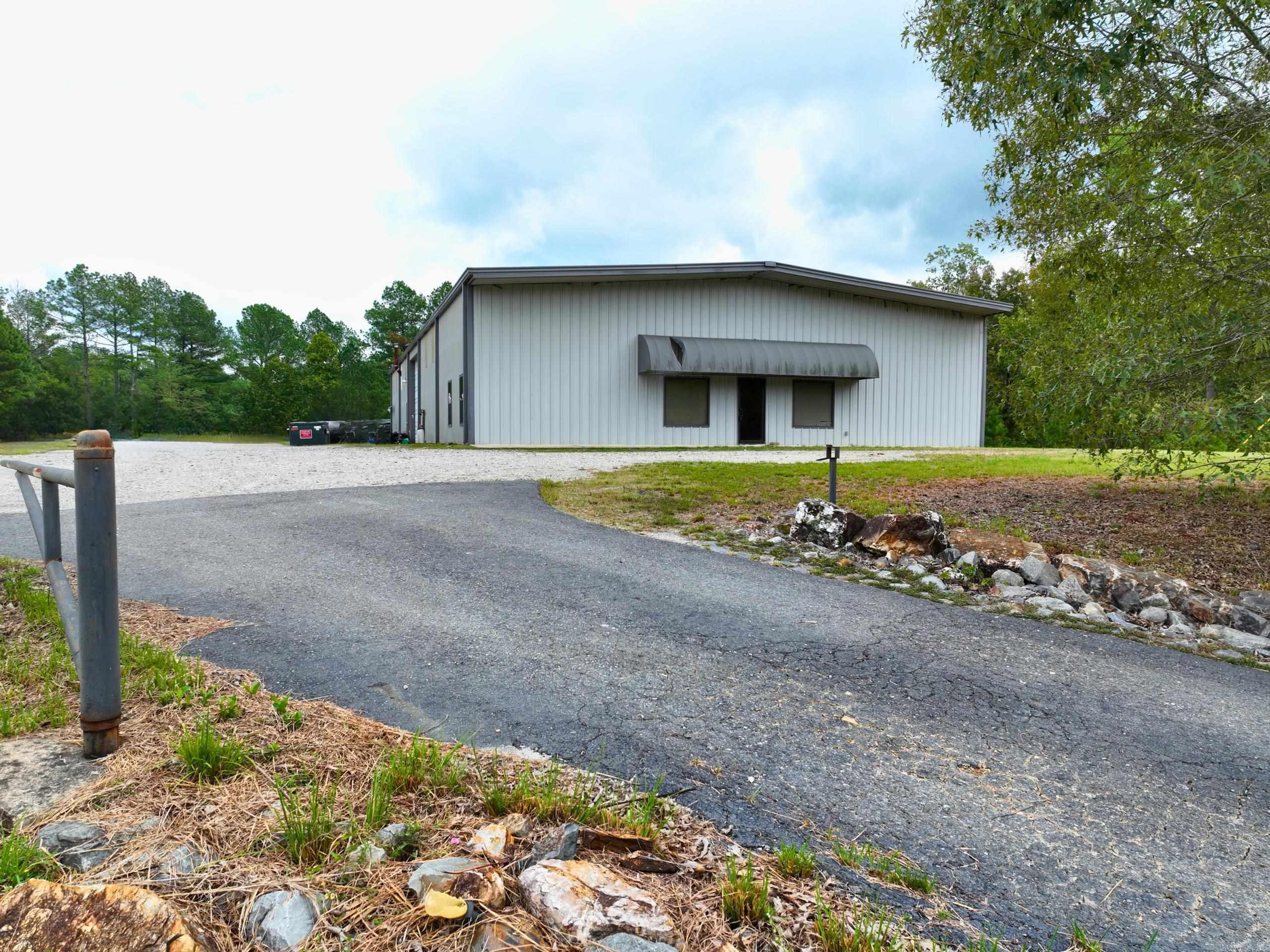 Metes & Bounds - Commercial Sale