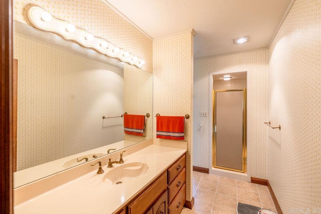 HUNTINGTON PLACE - Residential